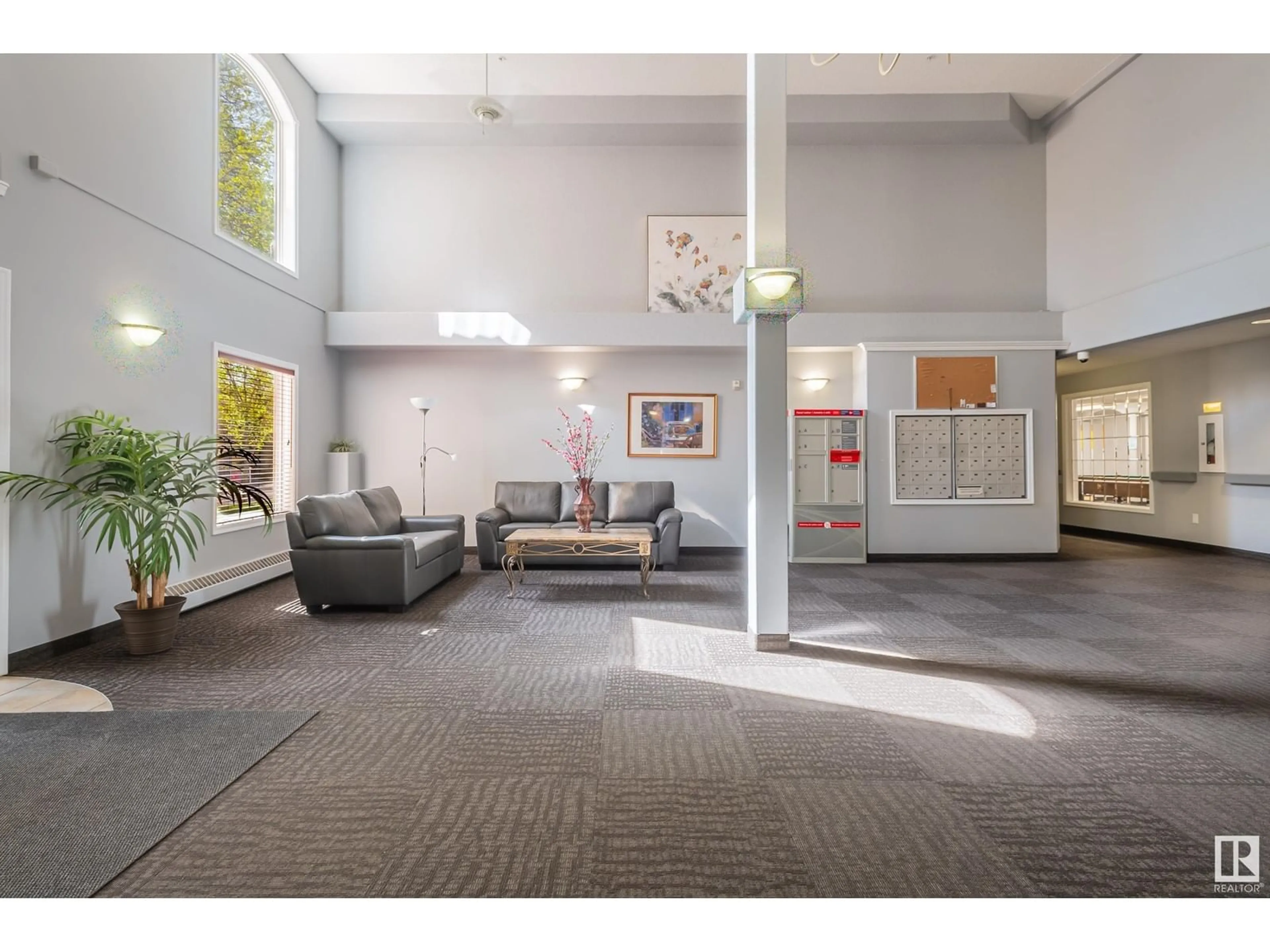 Lobby for #404 - 10308 114 ST, Edmonton Alberta T5K2X2