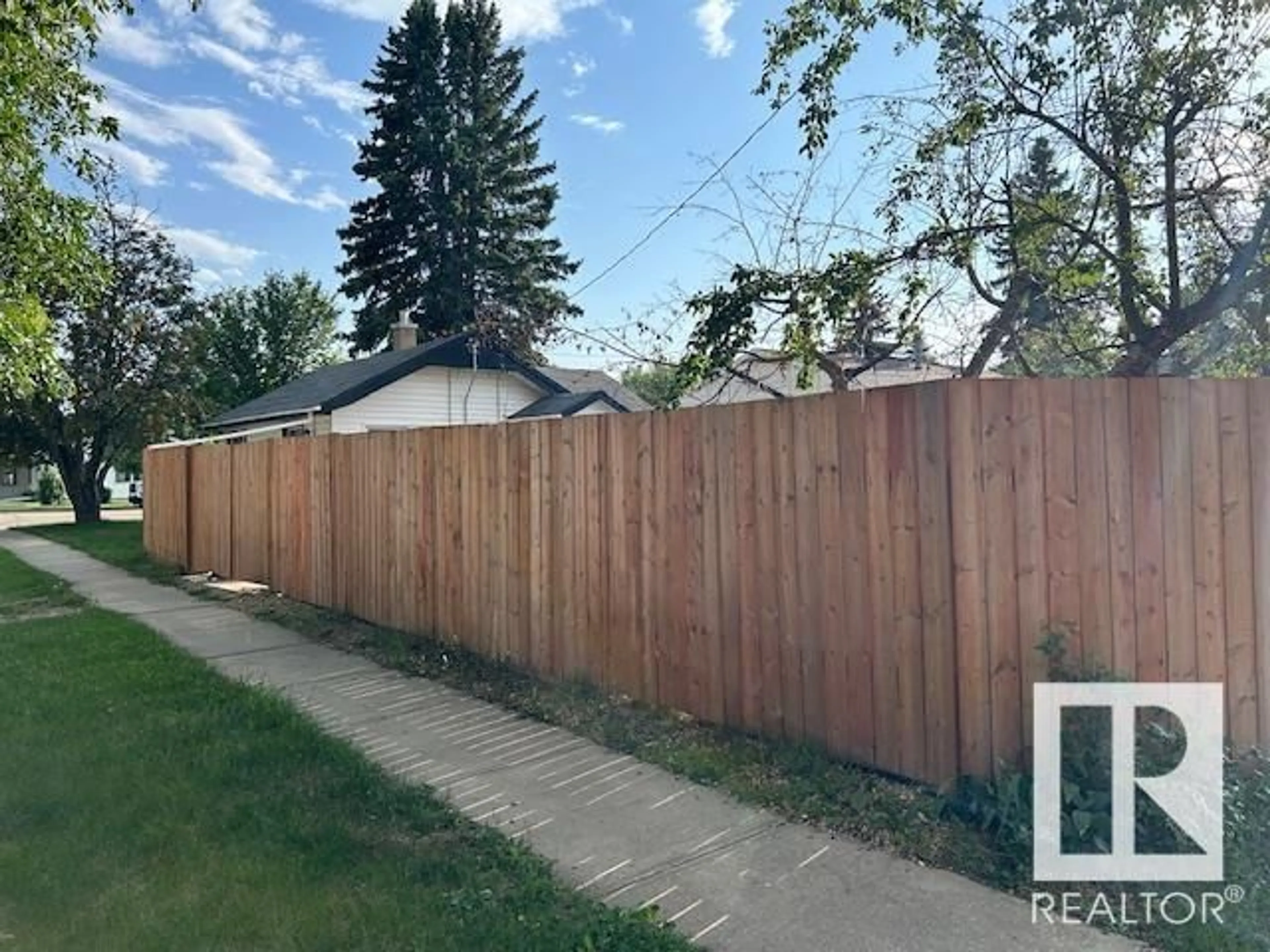 Unknown for 5602 50 AVE, Camrose Alberta T4V0T7