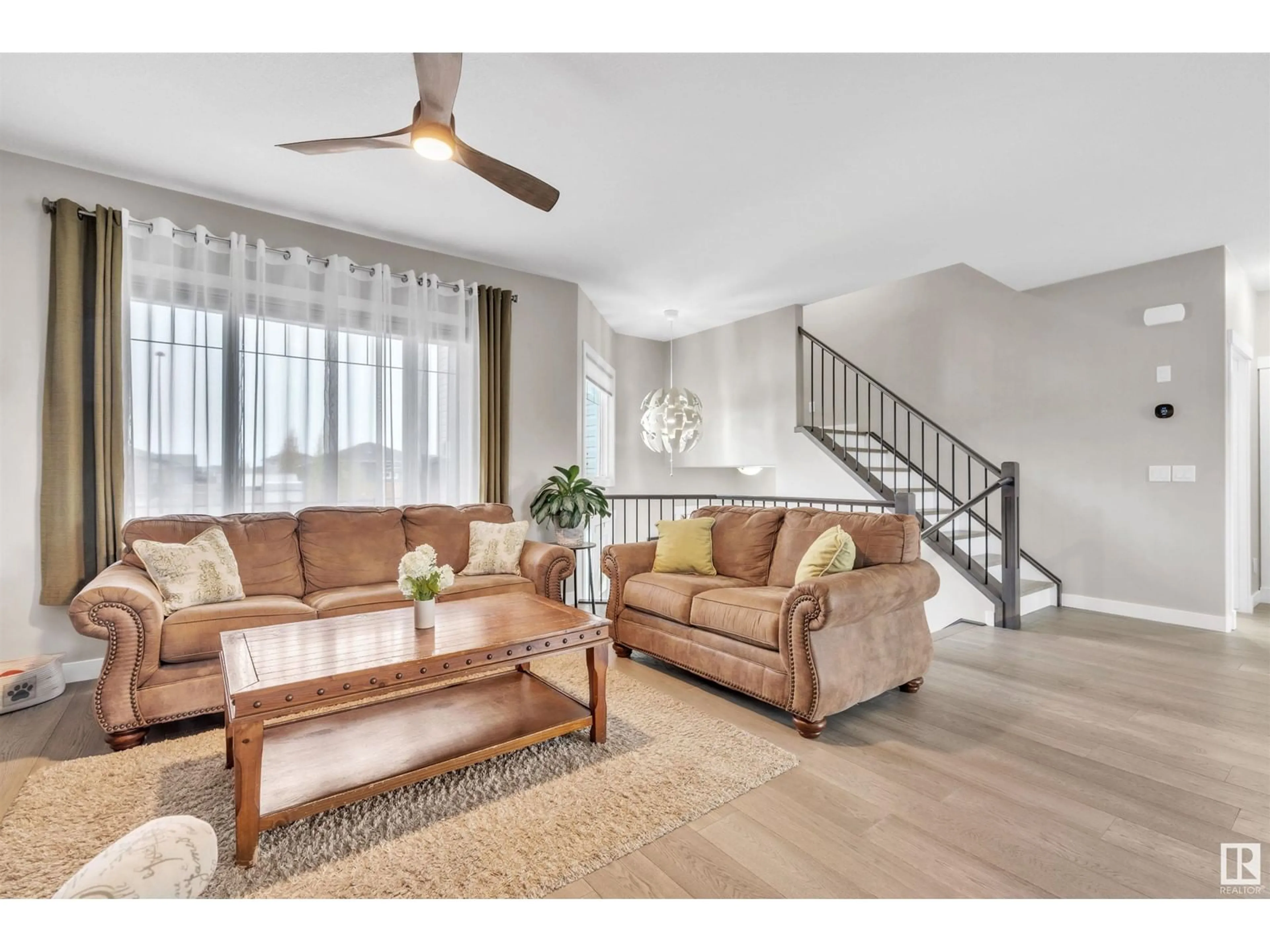 Living room with furniture, unknown for 6721 TRI CITY WY, Cold Lake Alberta T9M0L2