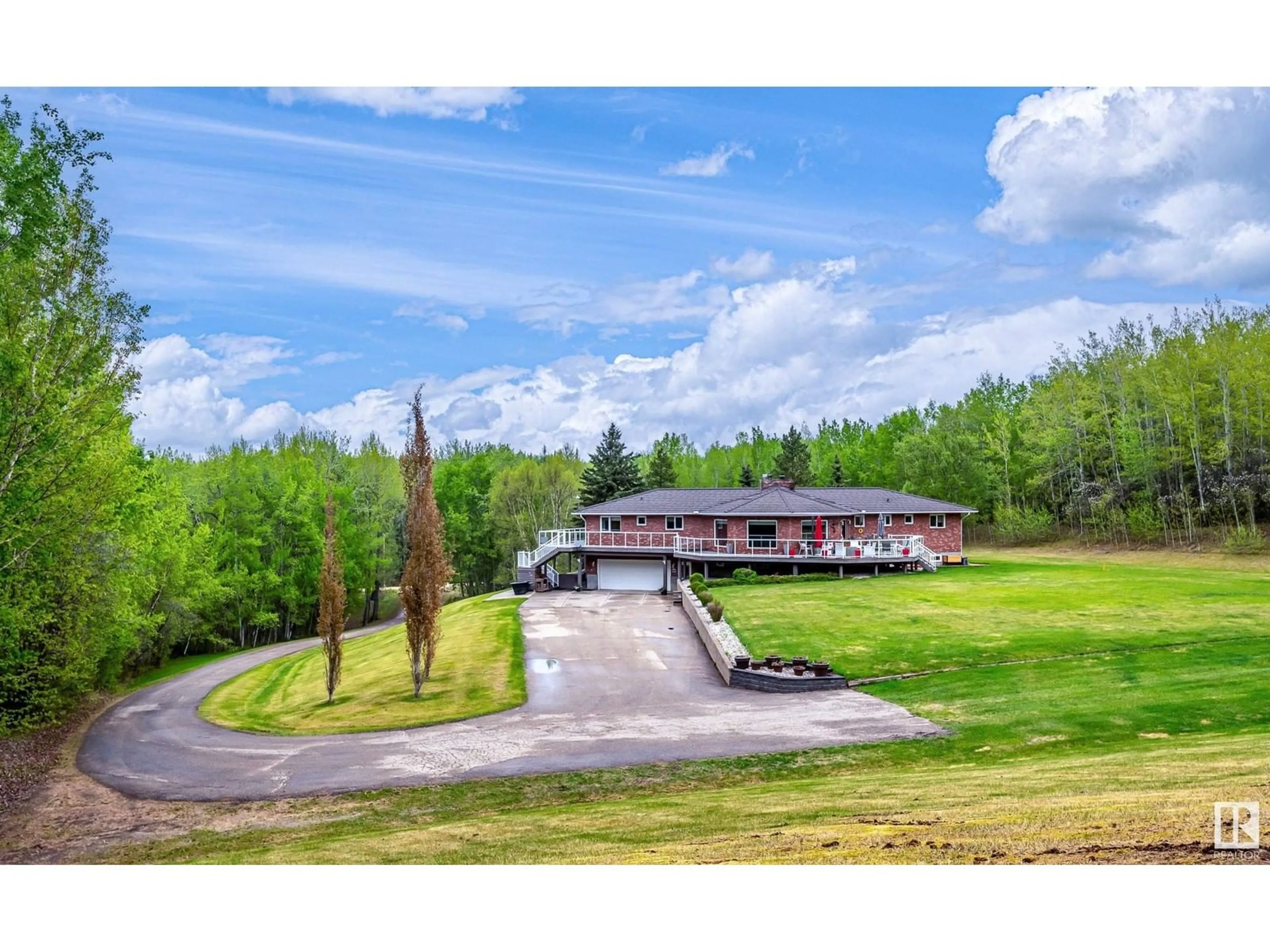 A pic from outside/outdoor area/front of a property/back of a property/a pic from drone, mountain view for 53314 - 19 RR 20, Rural Parkland County Alberta T7Y0C4