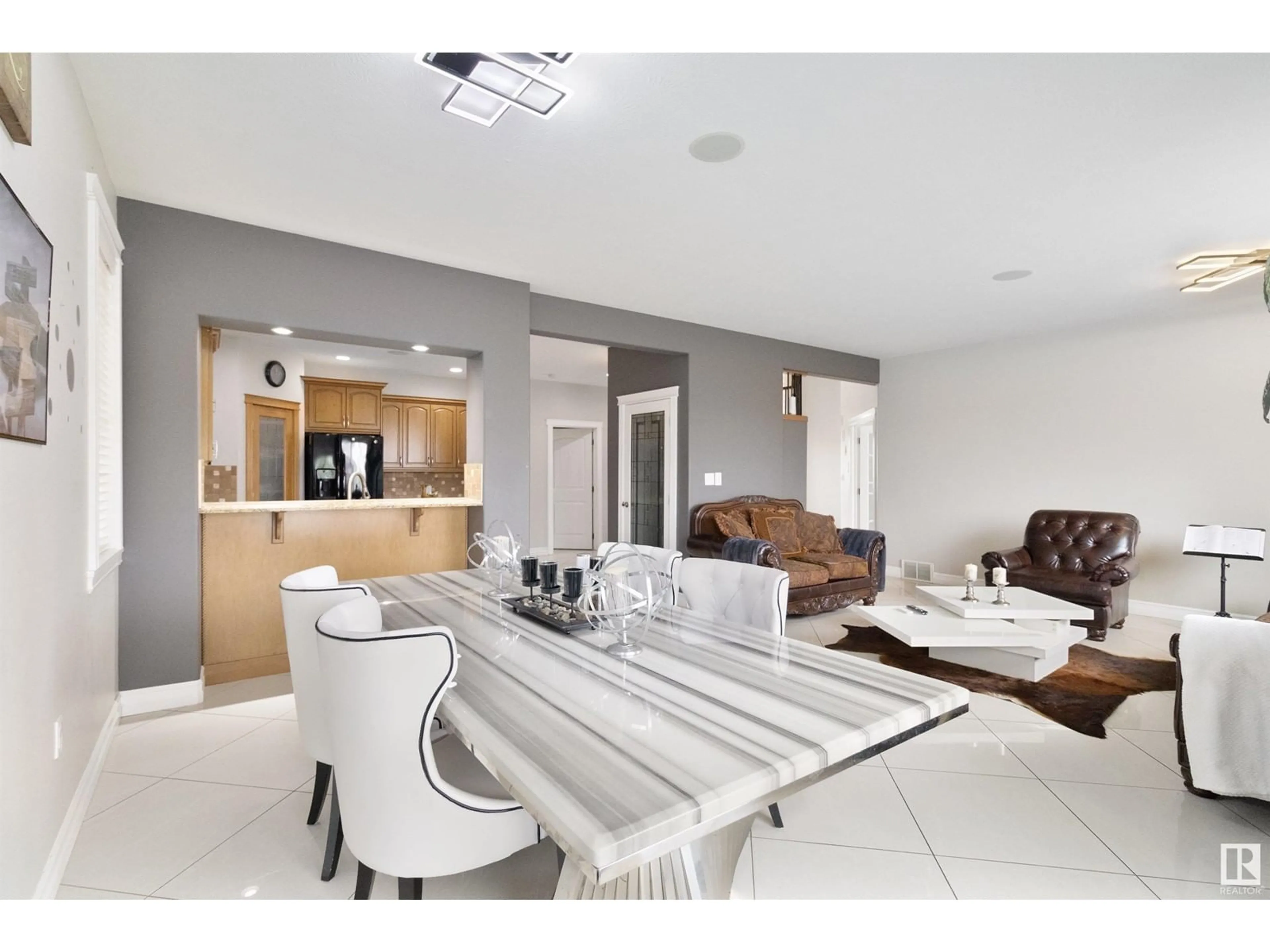 Open concept kitchen, ceramic/tile floor for 10824 179 AV, Edmonton Alberta T5X6K5