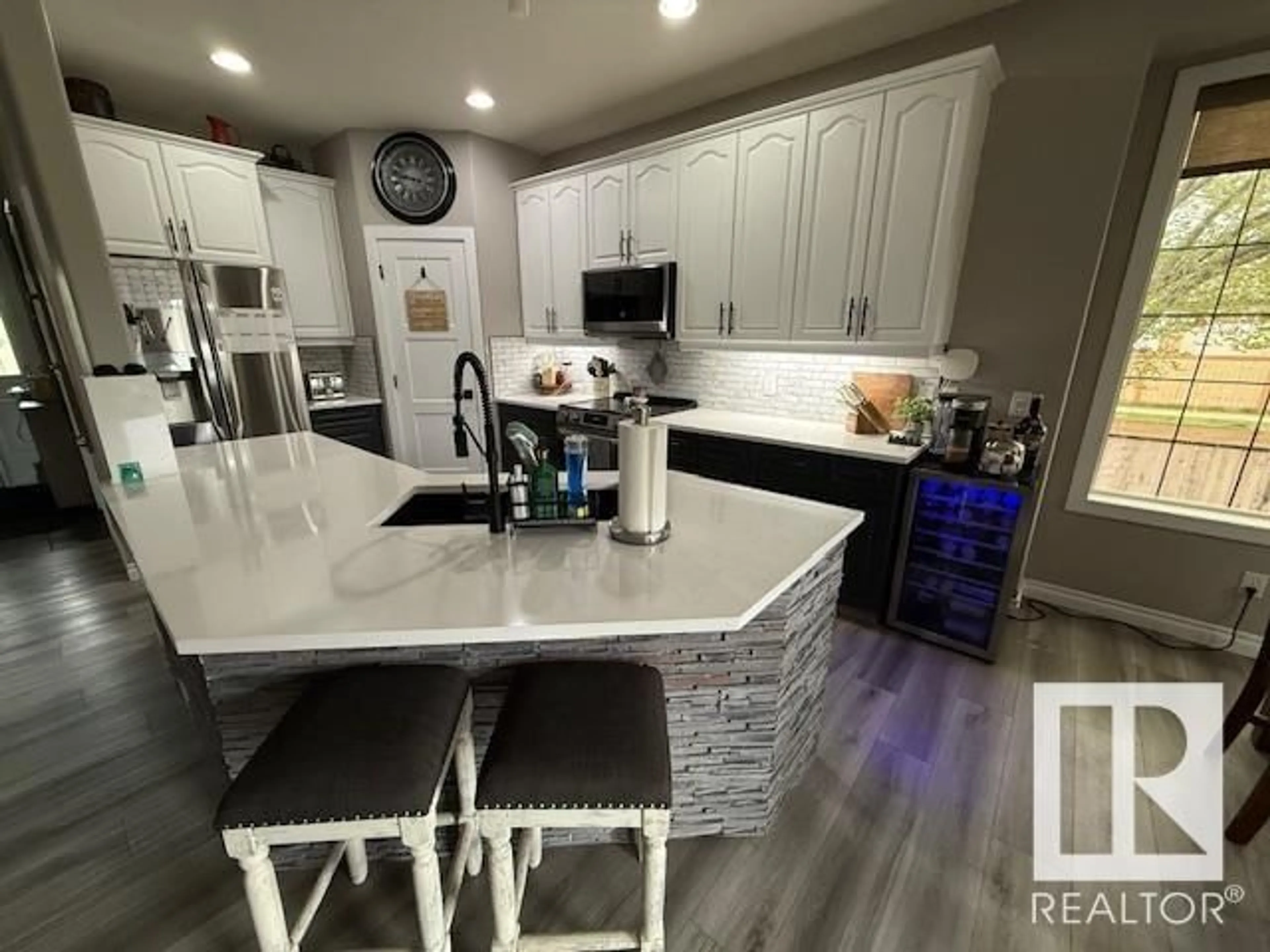 Open concept kitchen, ceramic/tile floor for 15 J. WOOD CL, Leduc Alberta T9E8M9