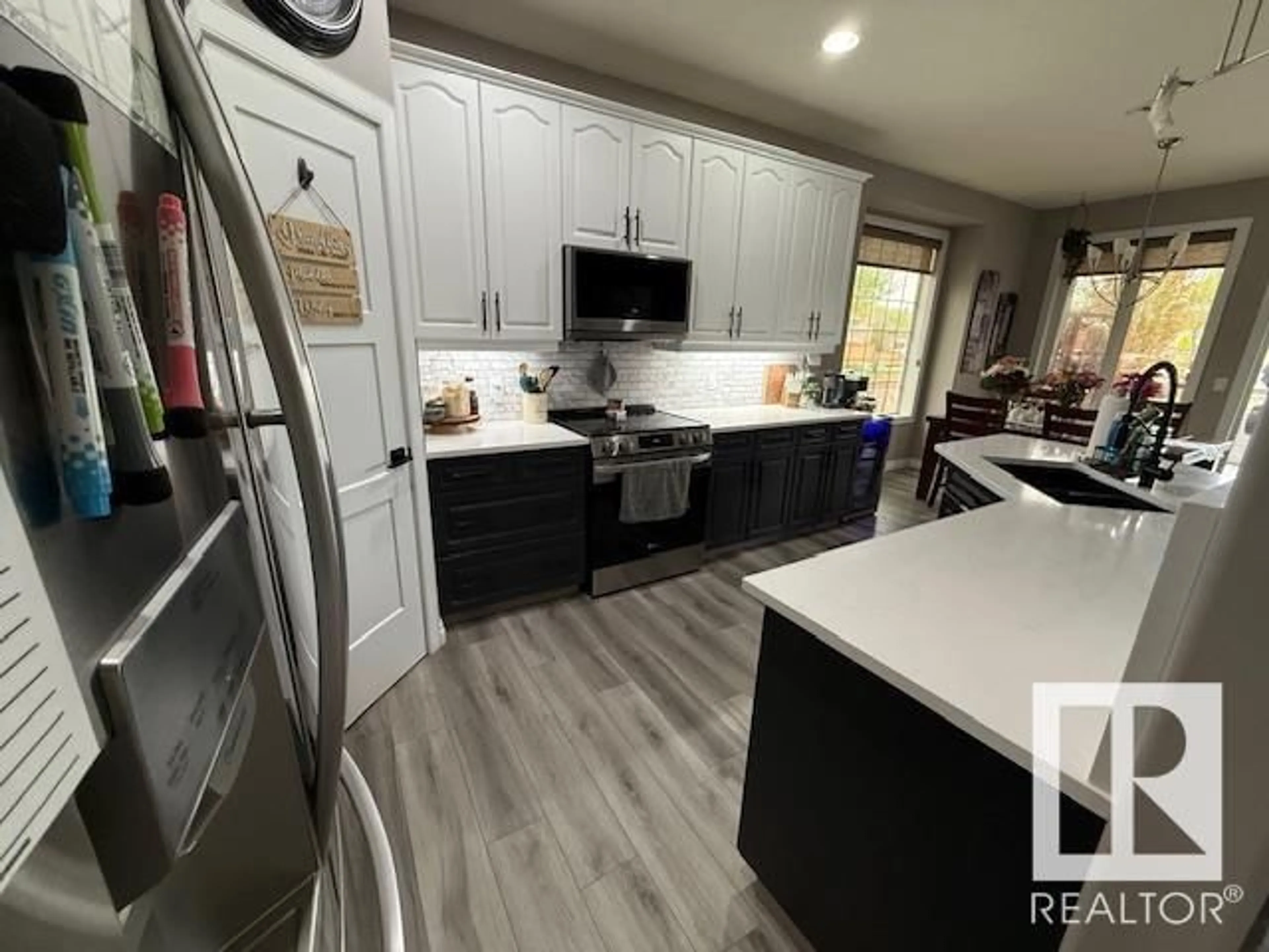 Open concept kitchen, unknown for 15 J. WOOD CL, Leduc Alberta T9E8M9