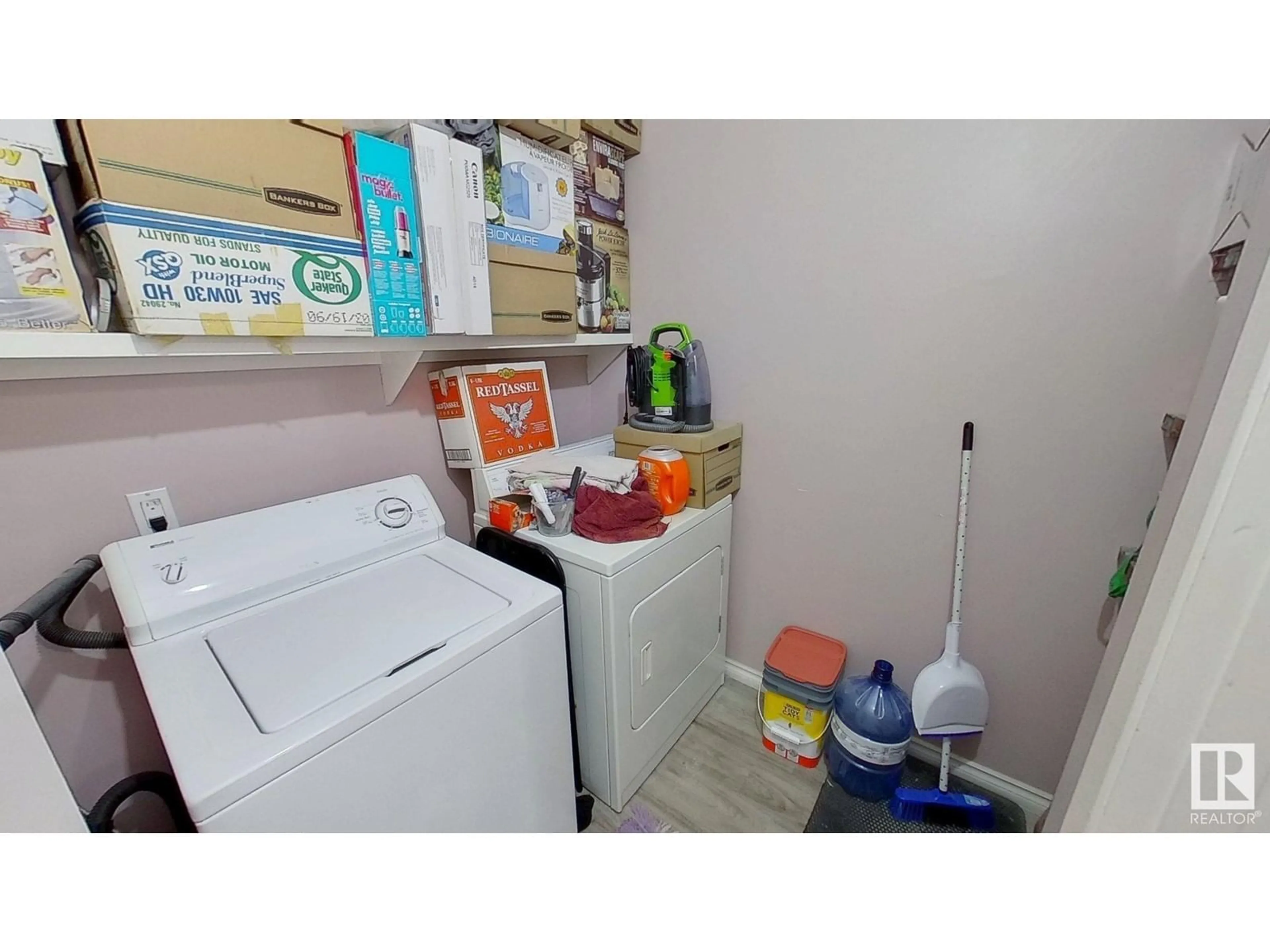 Laundry room for NW - 8930B 144 AV, Edmonton Alberta T5E5V4