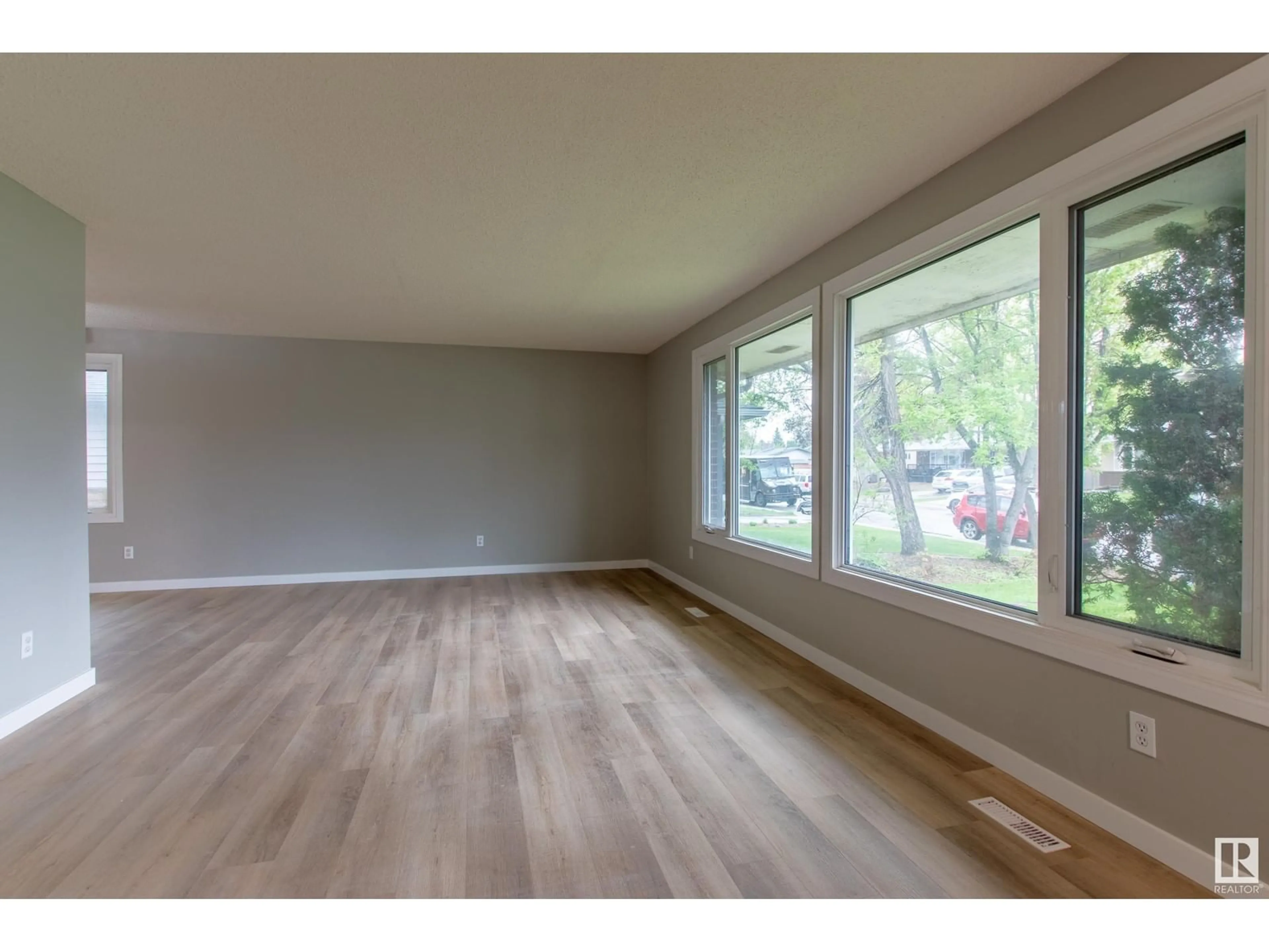 A pic of a room for NW - 2103 67 ST, Edmonton Alberta T6K2H7