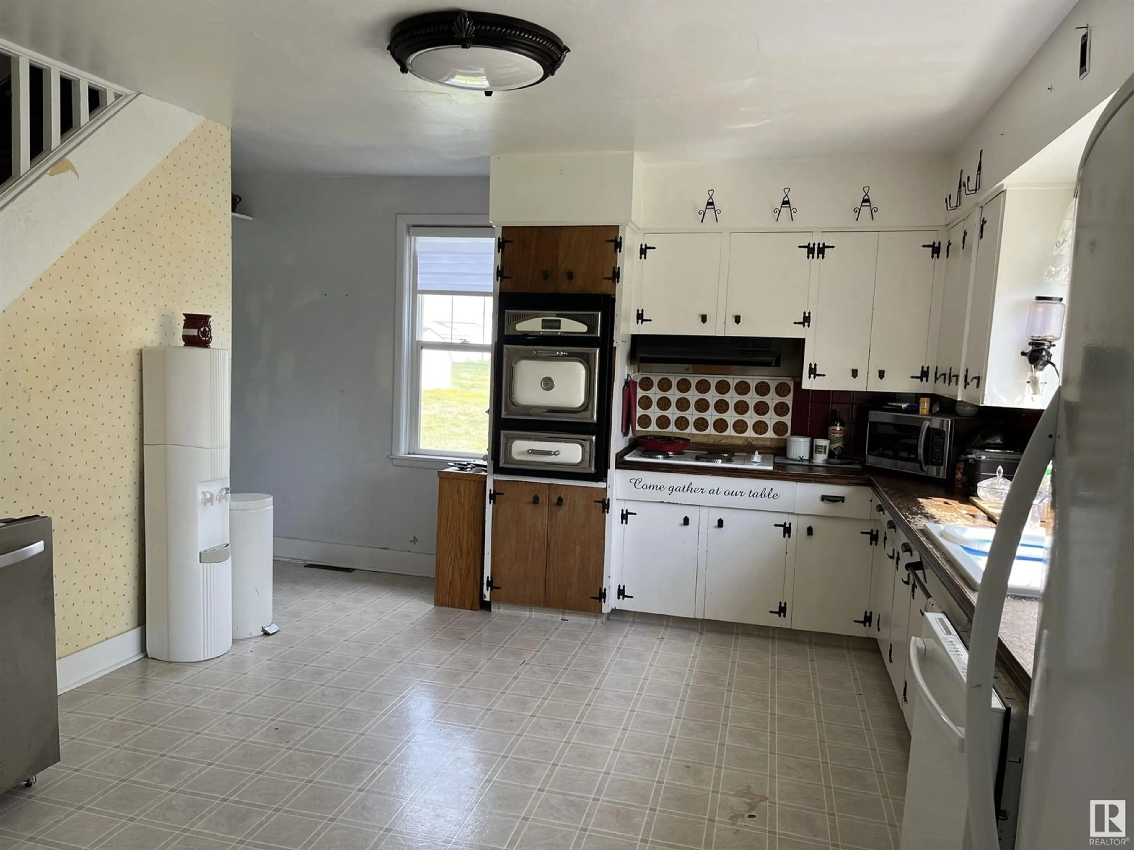 Standard kitchen, ceramic/tile floor for 4301 66 STREET, Rural Bonnyville M.D. Alberta T9N2H5
