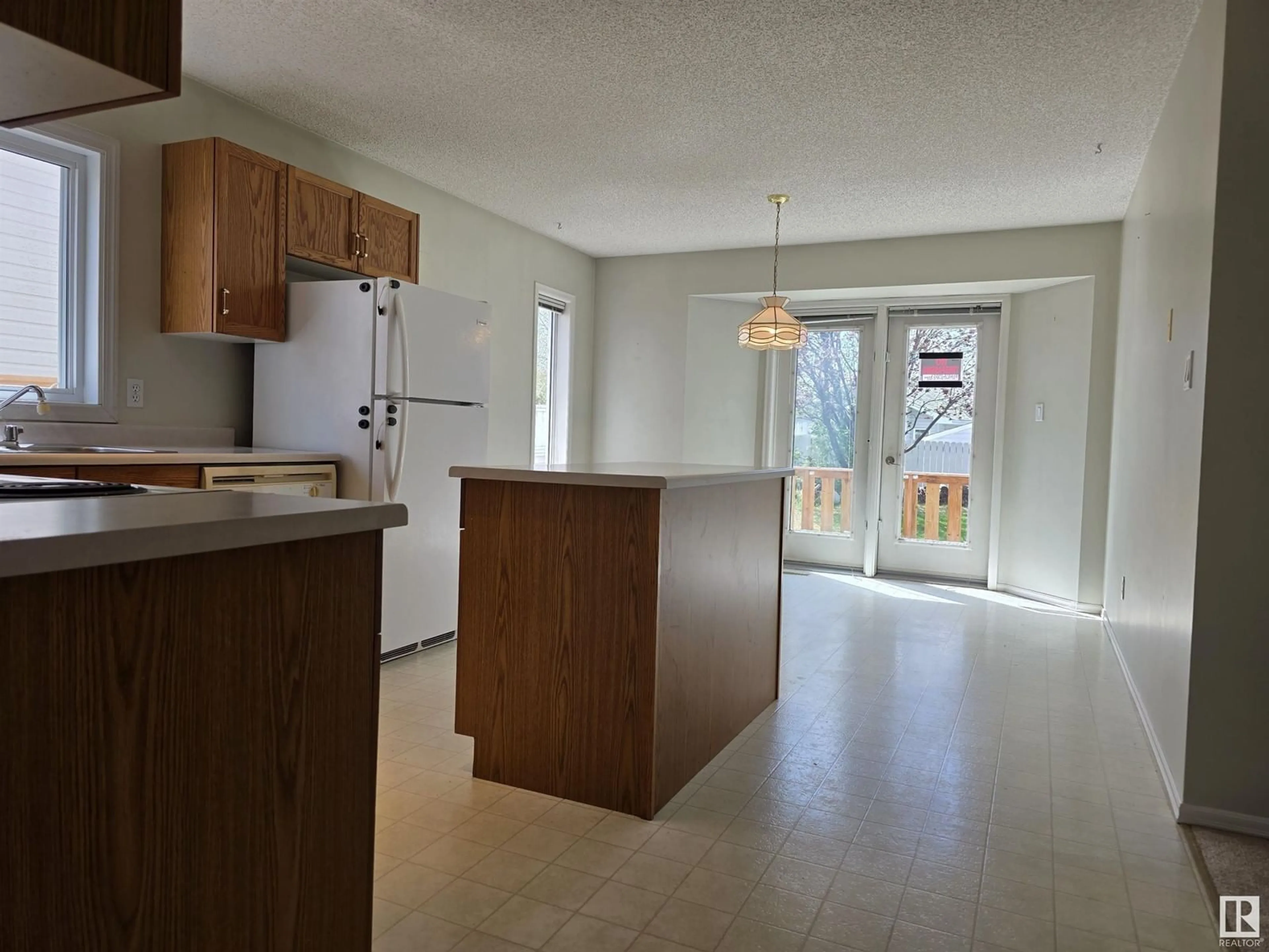 Unknown for 14 WESTMEWS CR, Fort Saskatchewan Alberta T8L3X7
