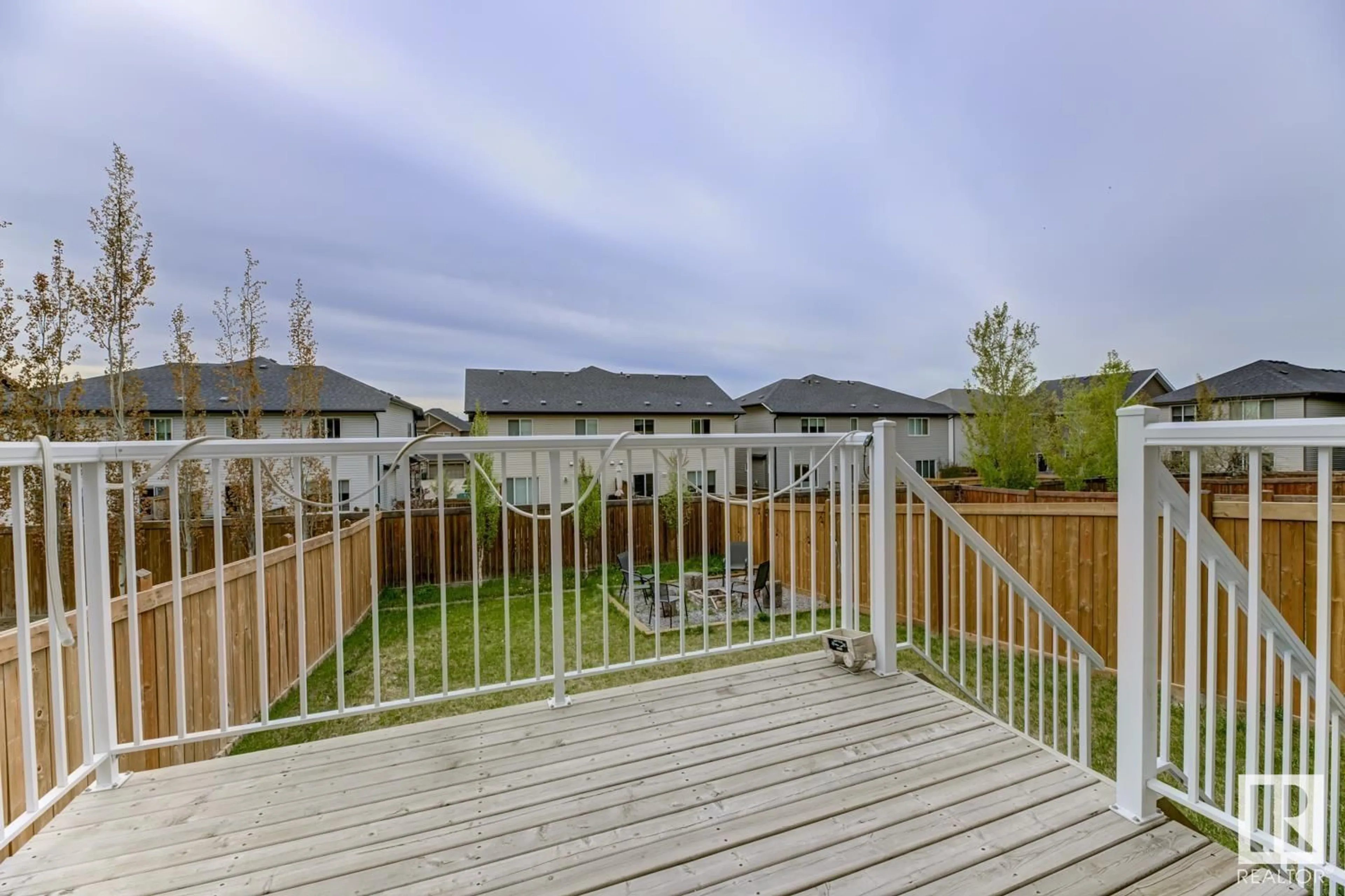 Patio, unknown for 26 AMBLESIDE WY, Sherwood Park Alberta T8H1A5