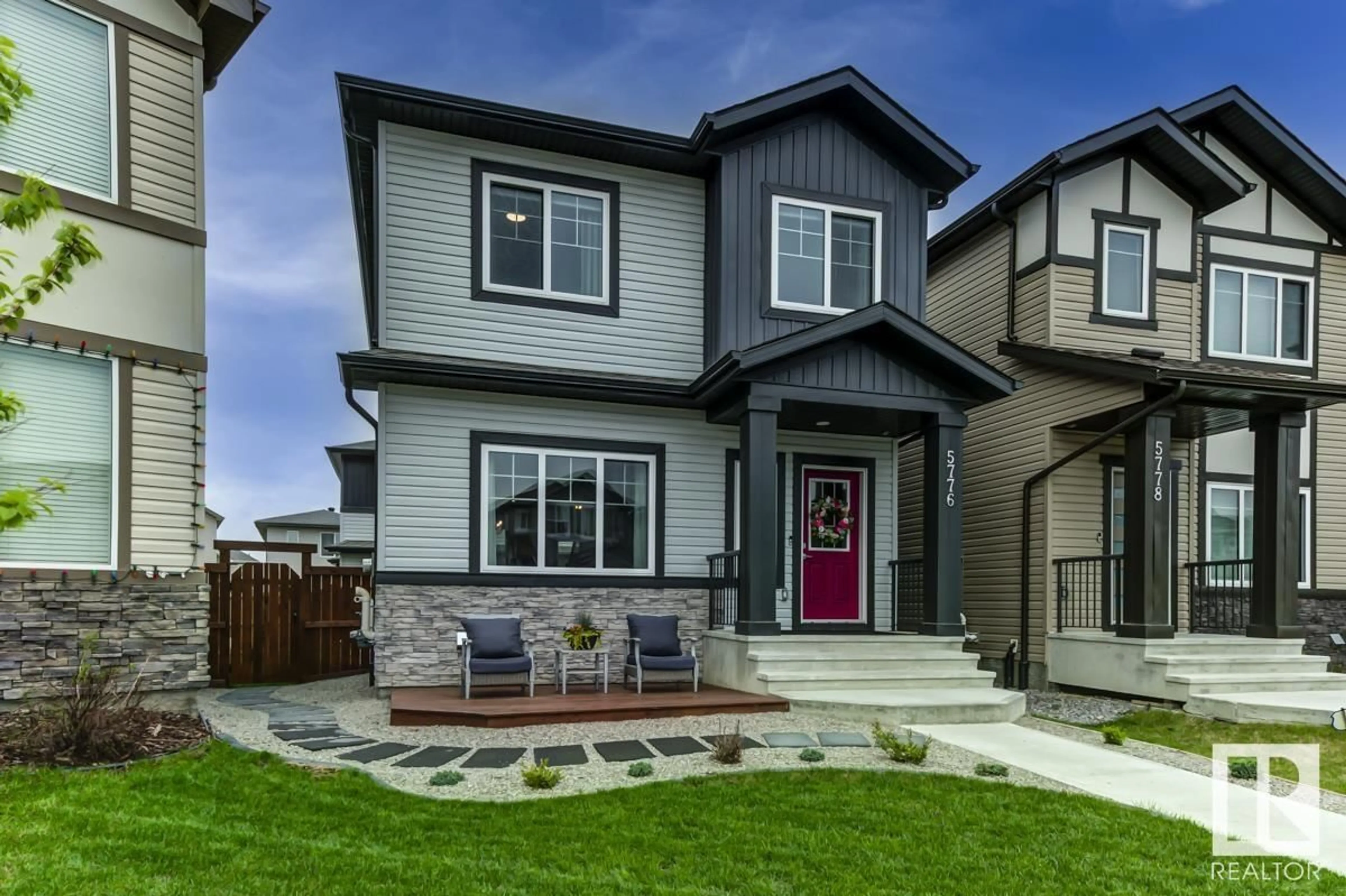 Home with vinyl exterior material, street for 5776 CAUTLEY CR, Edmonton Alberta T6W4X8