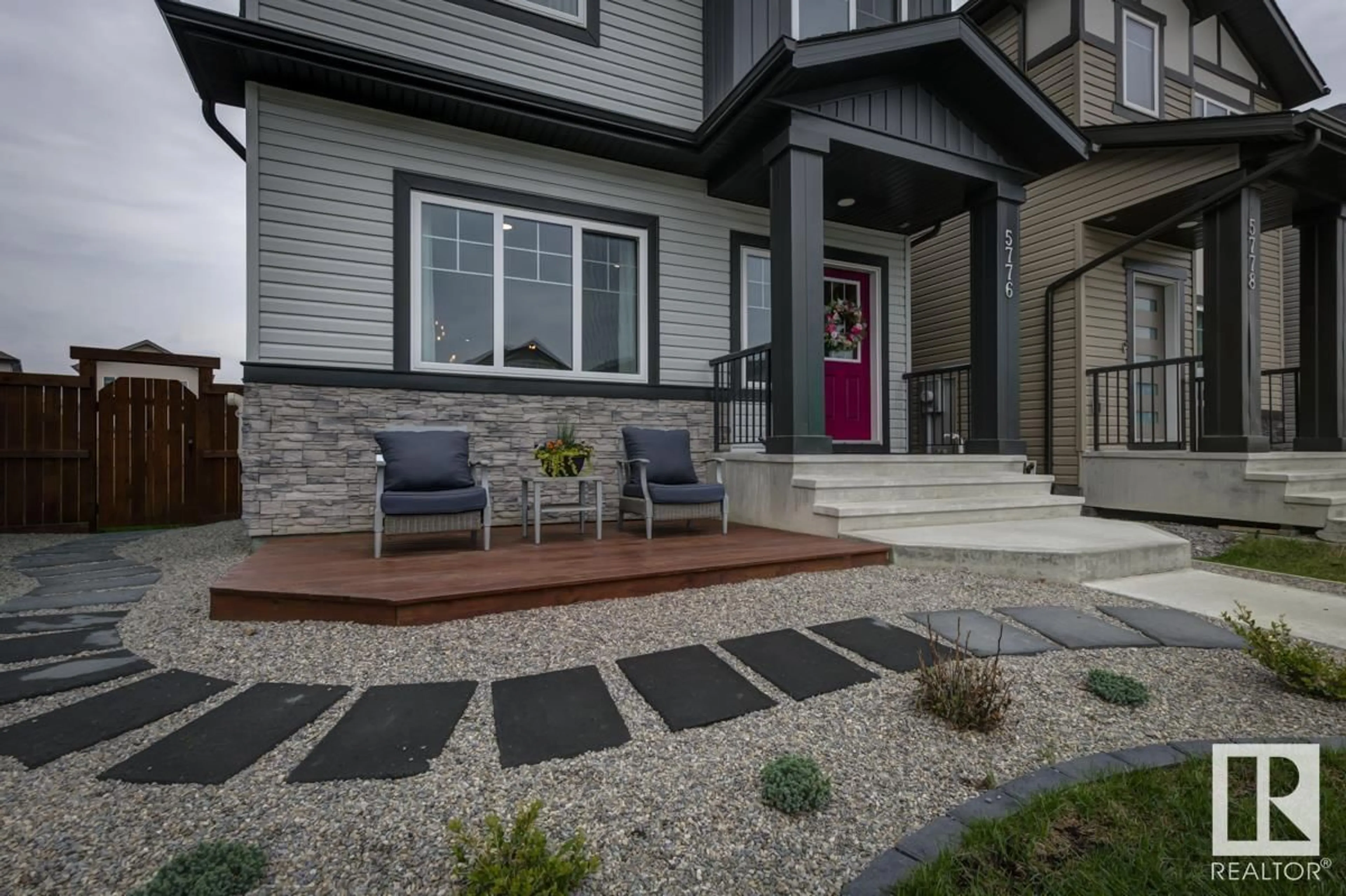 Patio, street for 5776 CAUTLEY CR, Edmonton Alberta T6W4X8