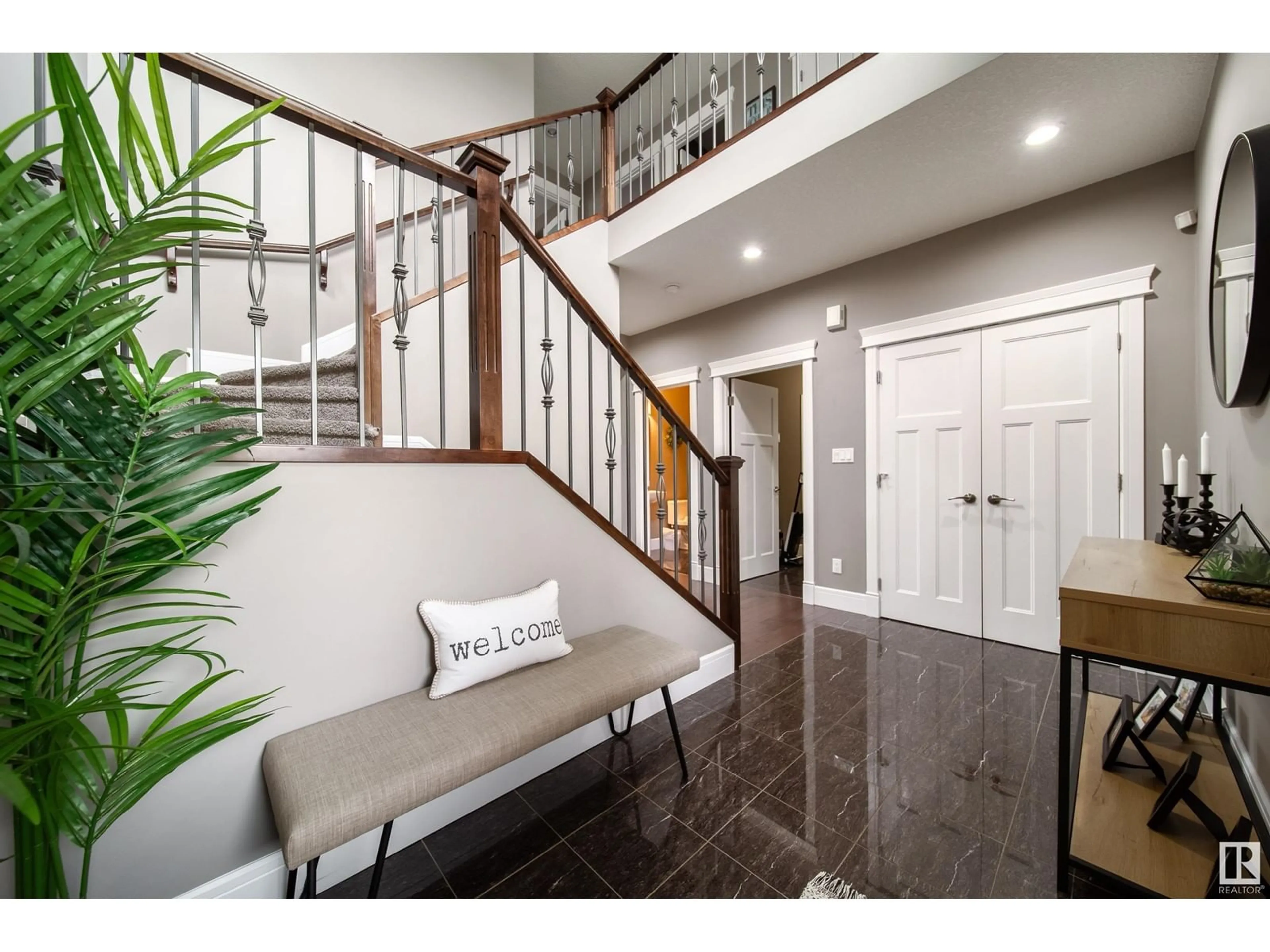 Indoor entryway for 152 DURRAND BN, Fort Saskatchewan Alberta T8L0M8