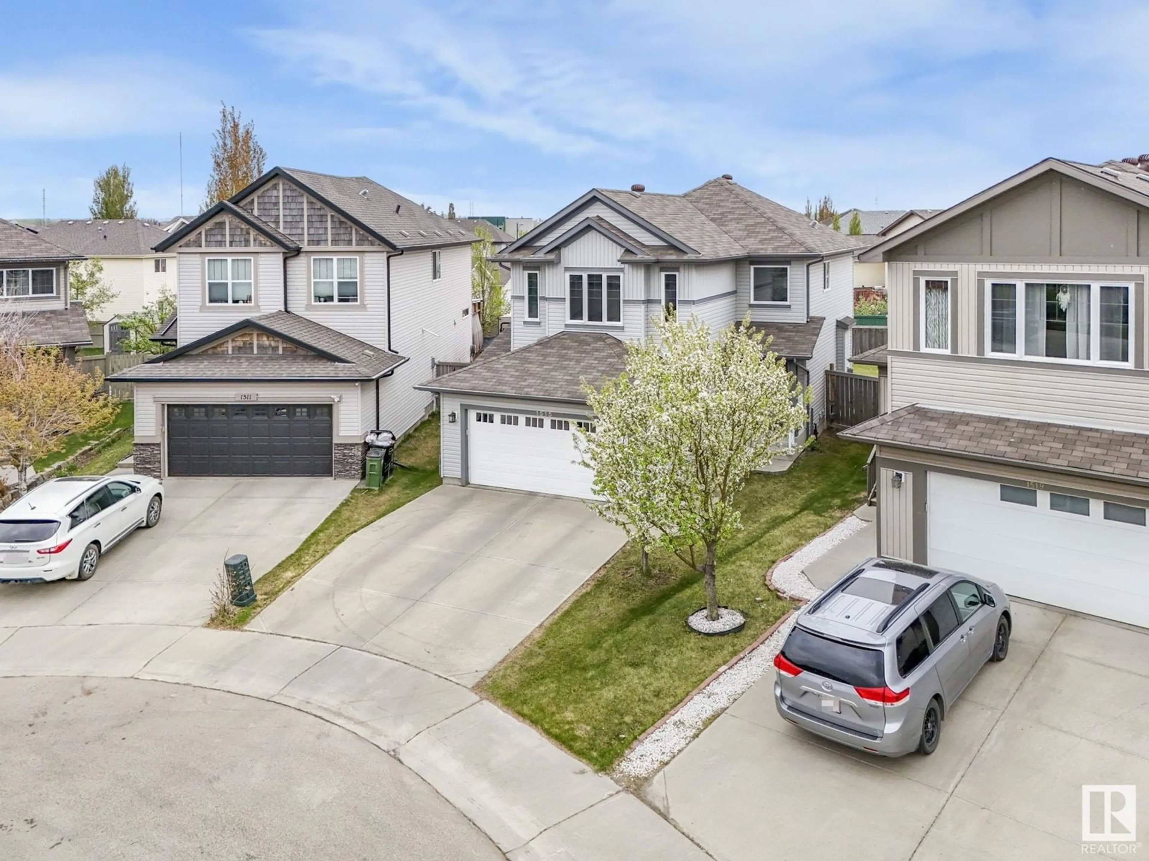 A pic from outside/outdoor area/front of a property/back of a property/a pic from drone, street for NW - 1515 36 AVENUE, Edmonton Alberta T6T0M4