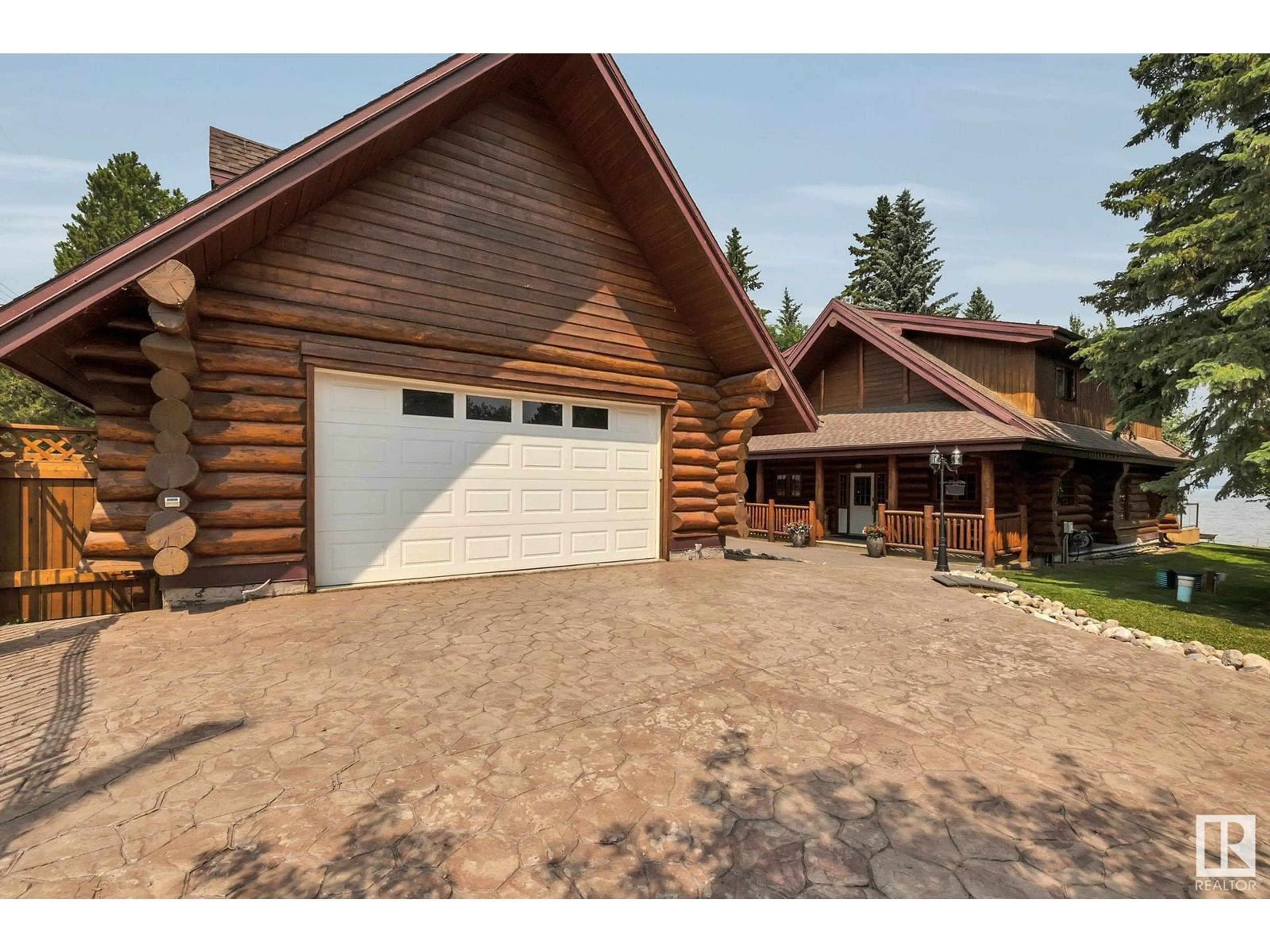 Indoor garage for S.V. Grandview - 59 LAKESHORE DRIVE, Rural Wetaskiwin County Alberta T0C2V0