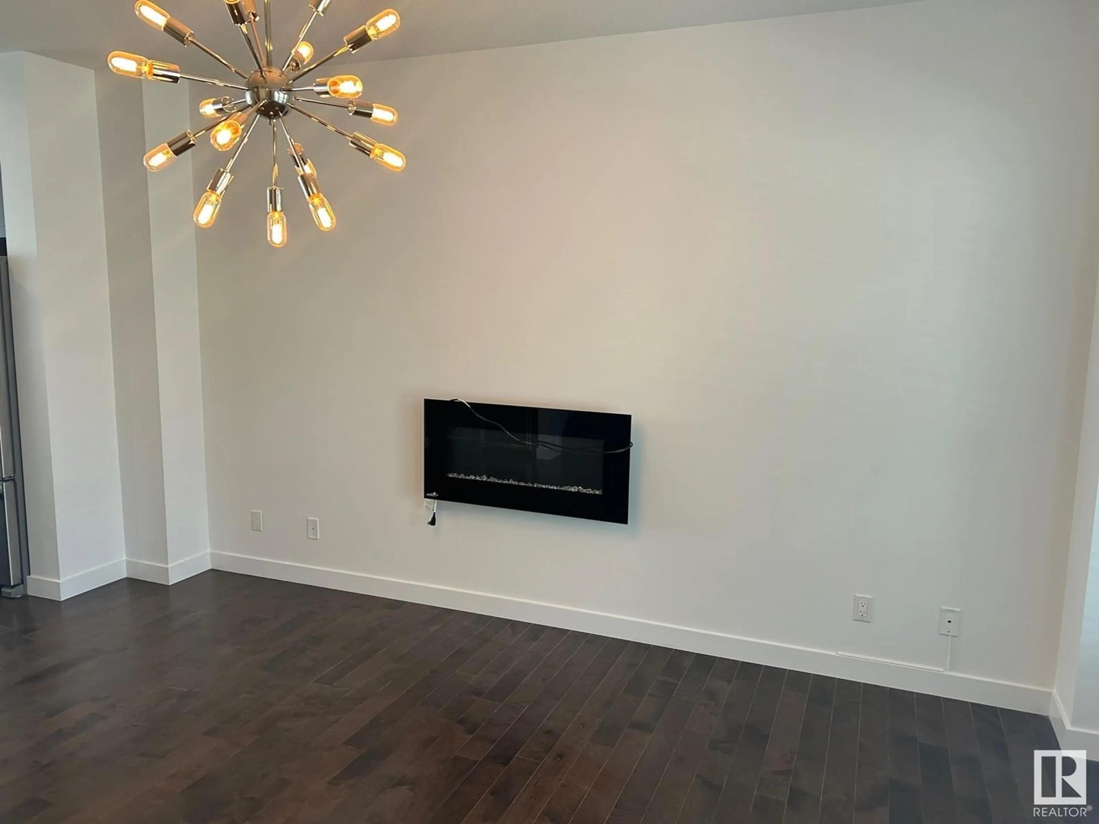 A pic of a room for 526 ORCHARDS BV, Edmonton Alberta T6X2B7