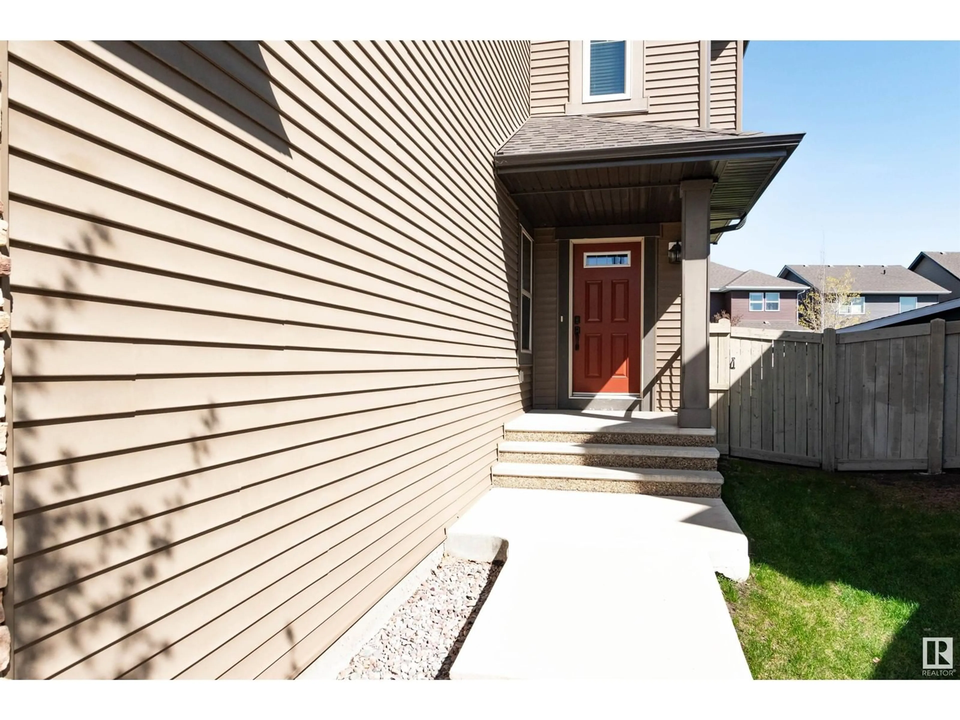 Home with vinyl exterior material, street for 4450 CRABAPPLE LANDING LD, Edmonton Alberta T6X0Y6