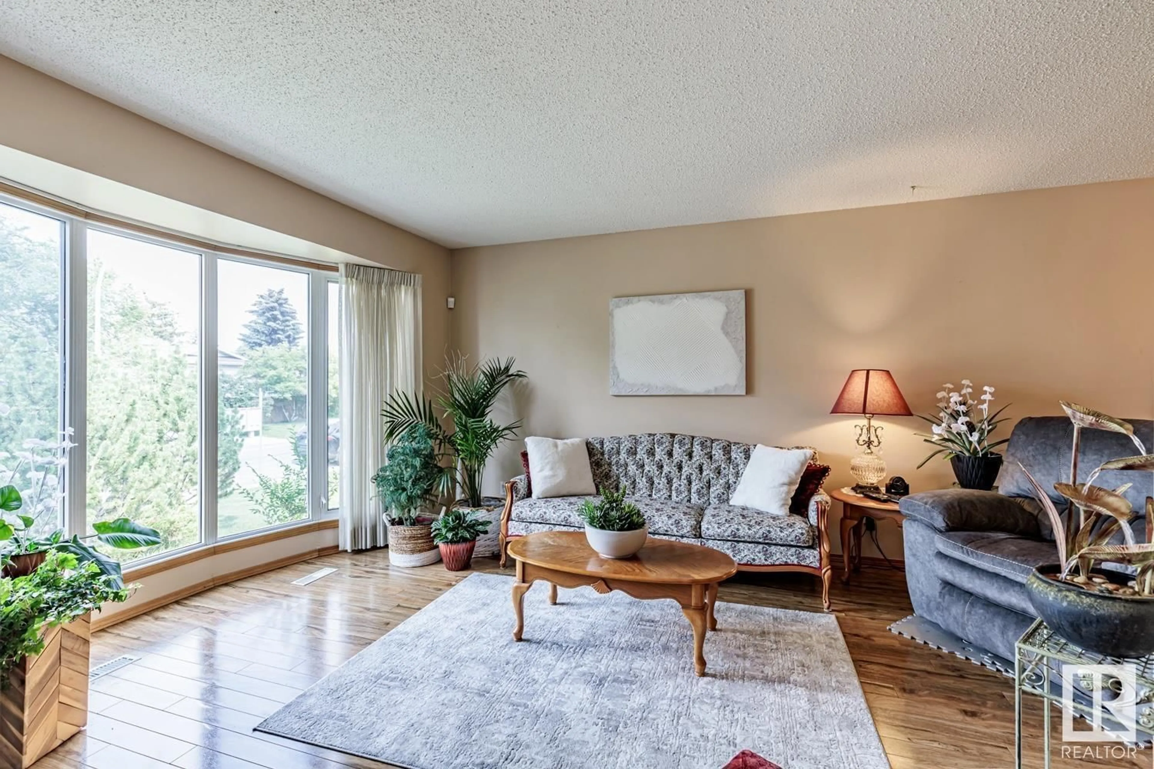 Living room with furniture, unknown for 6723 40 AV NW, Edmonton Alberta T6K1R9