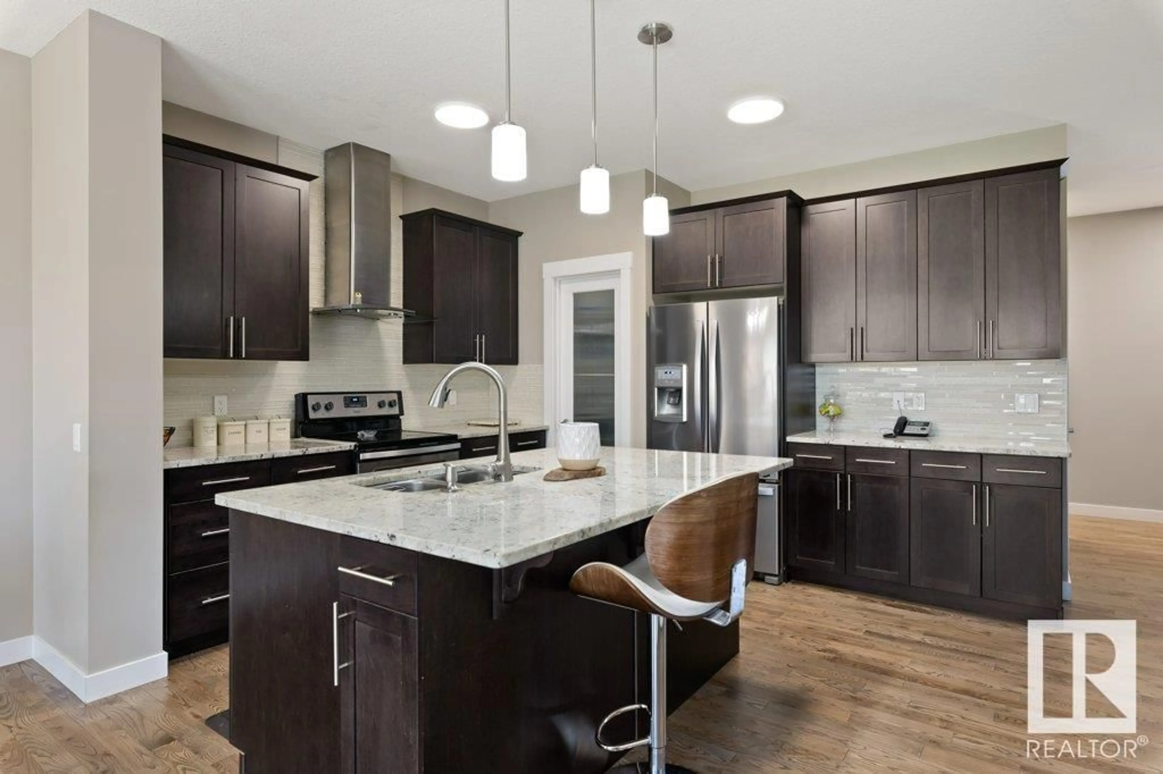 Contemporary kitchen, unknown for 16745 65 ST, Edmonton Alberta T5Y3X8