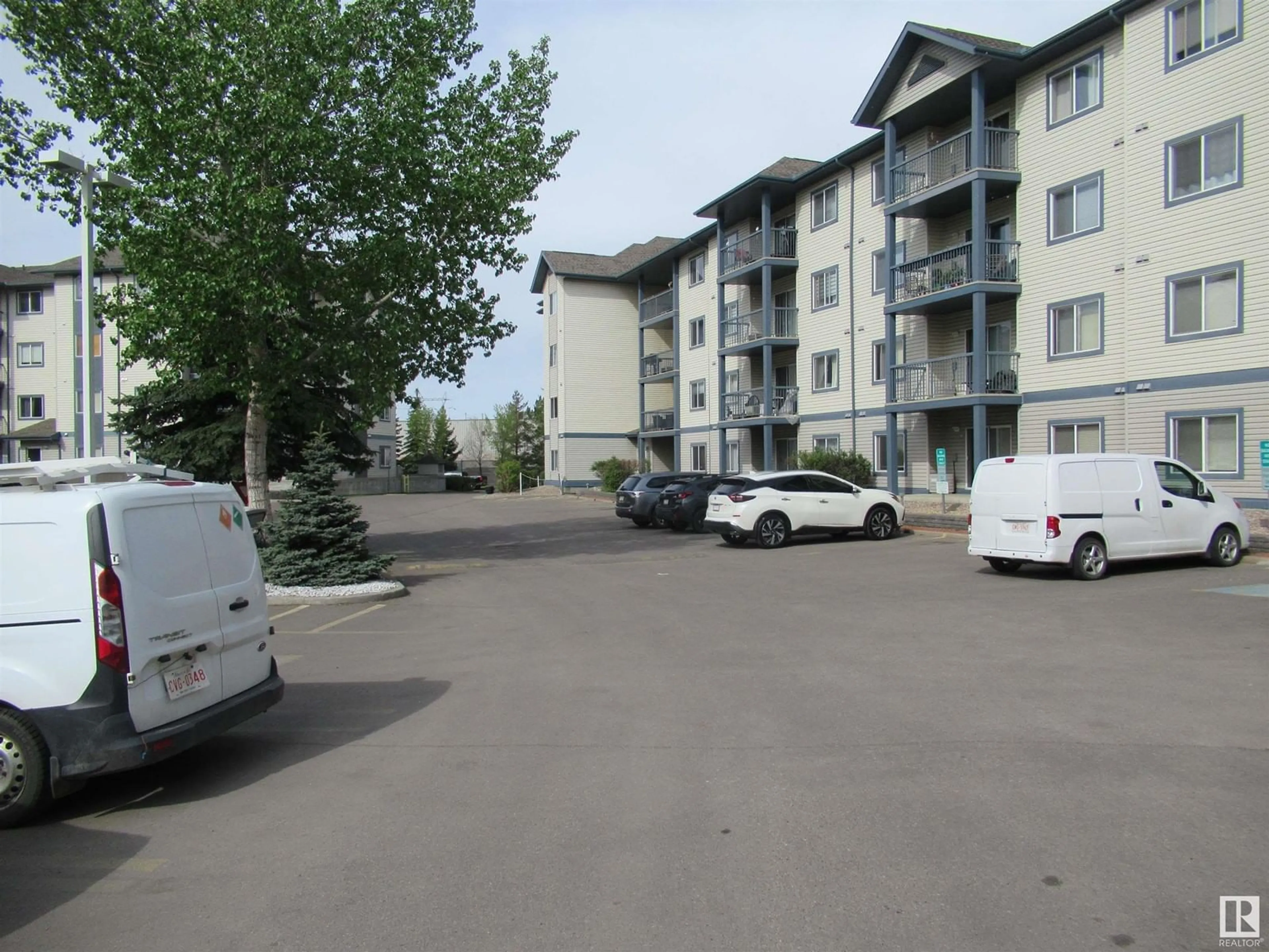 Parking for #138 - 16311 95 ST, Edmonton Alberta T5Z3Y5