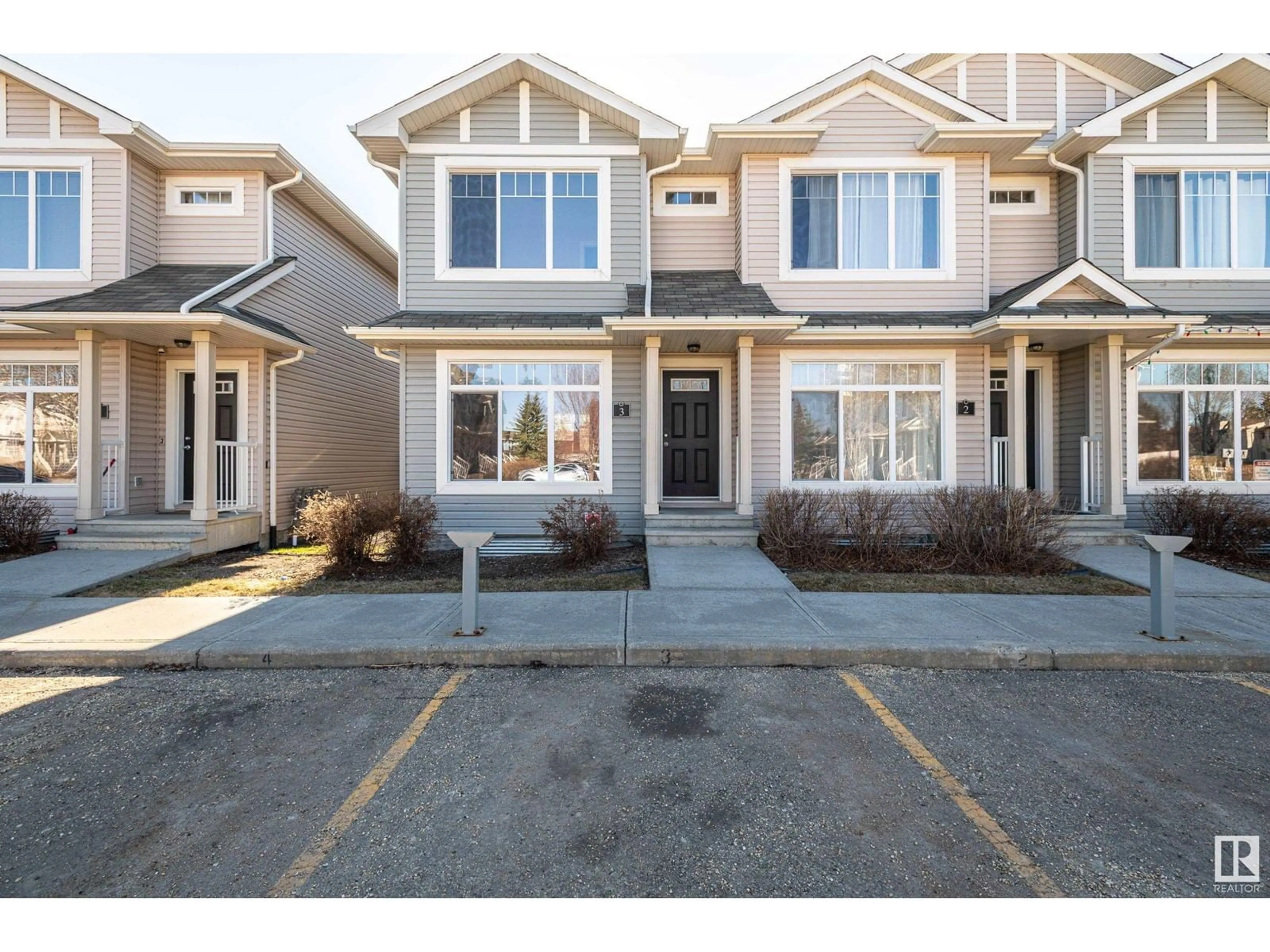 Unknown for 6032 38 AV, Edmonton Alberta T6L0A4