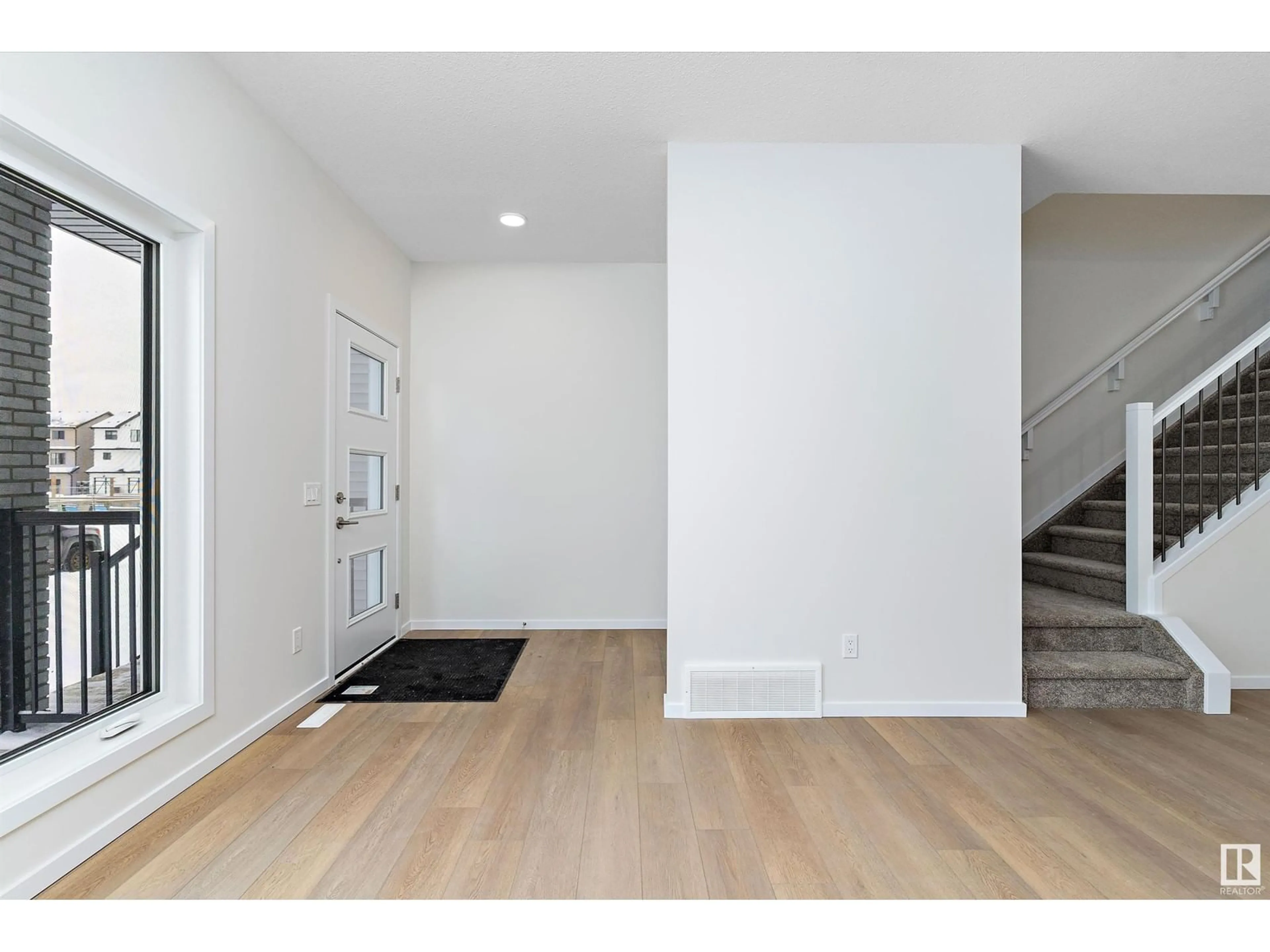 Indoor entryway for NW - 8648 EDGEMONT LINK, Edmonton Alberta T6M3G4