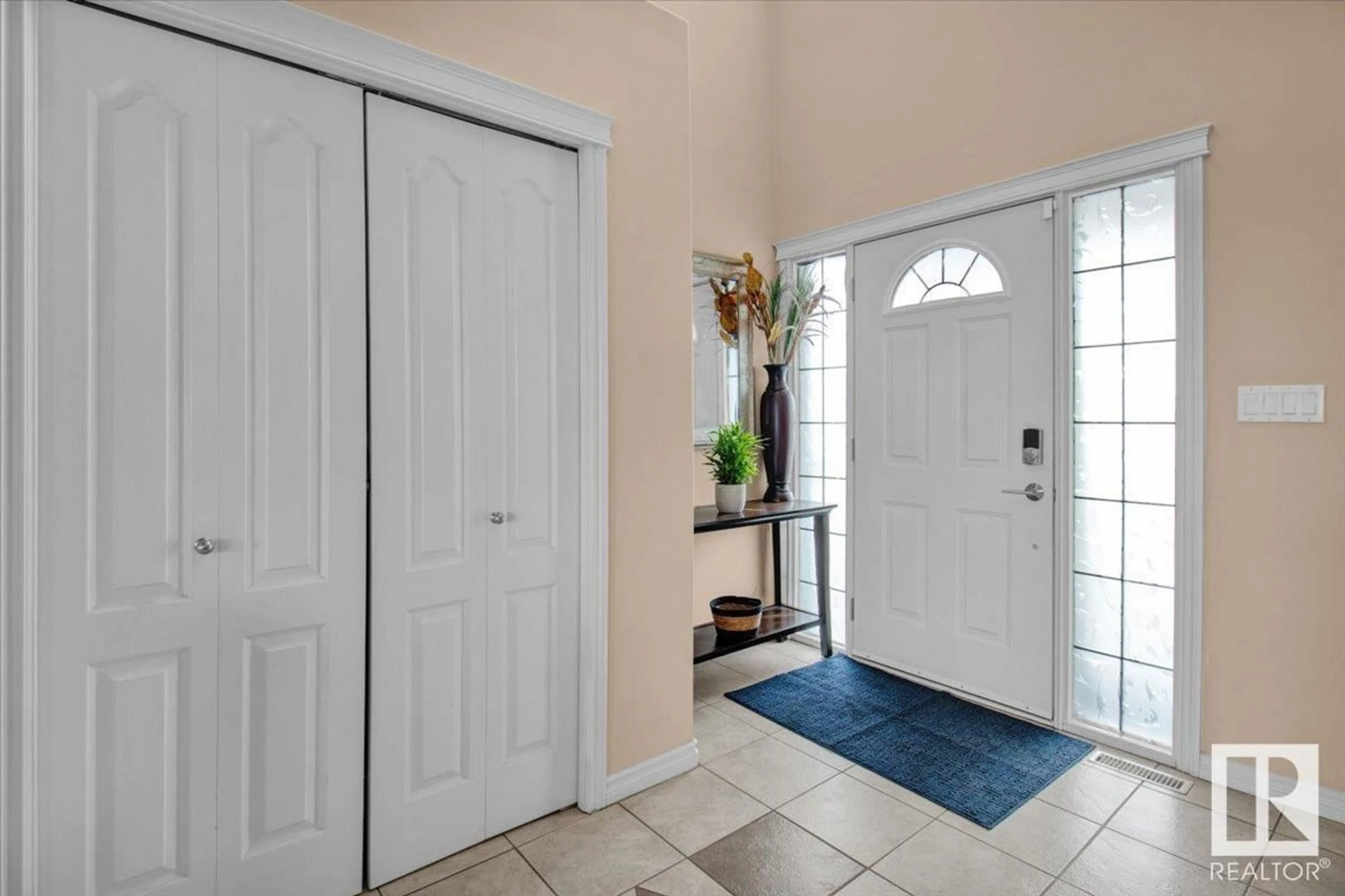 Indoor entryway for 10724 183 AV, Edmonton Alberta T5X6E2