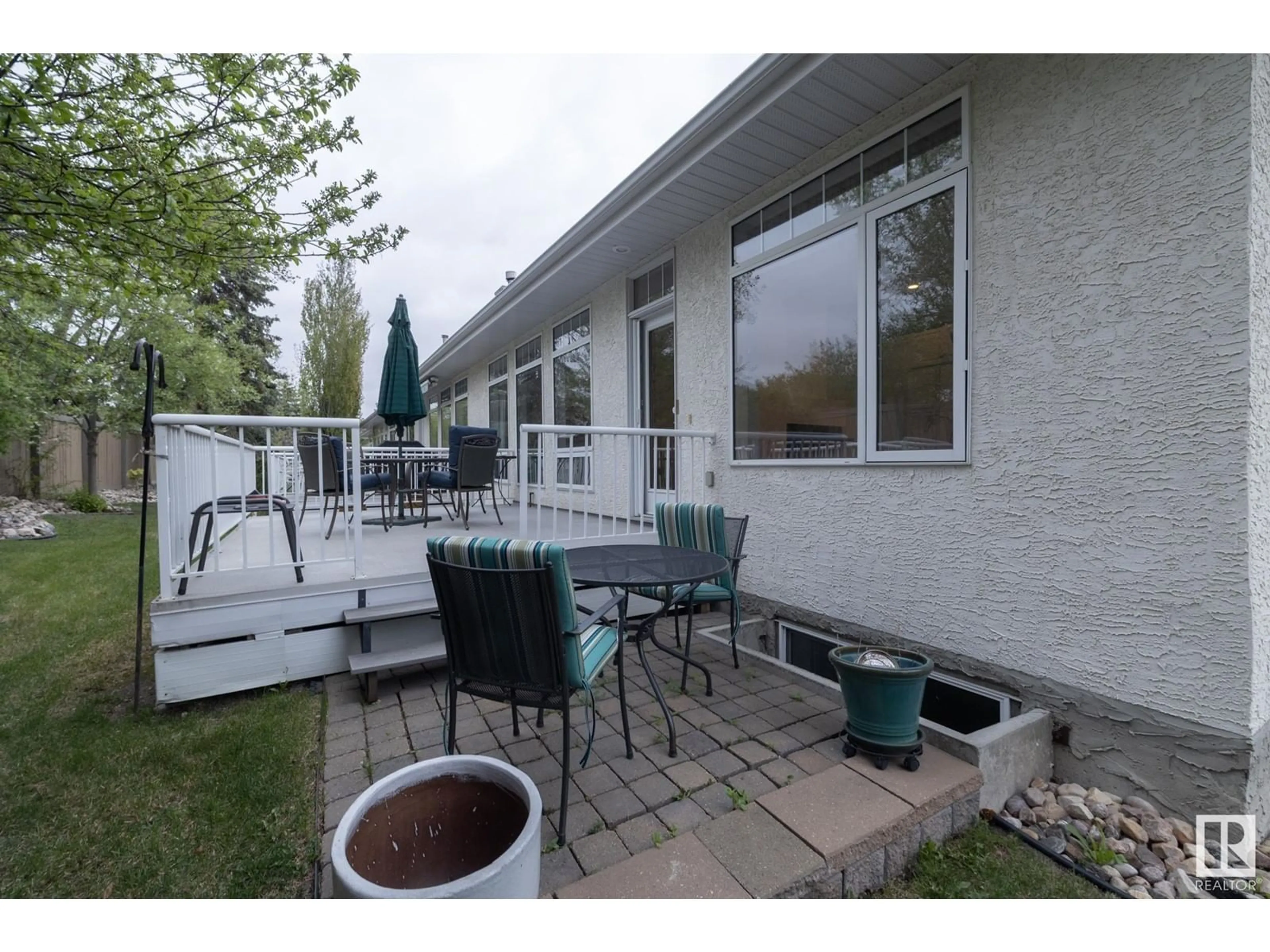 Patio, unknown for #3 - 1008 BUTTERWORTH PT, Edmonton Alberta T6R2S3