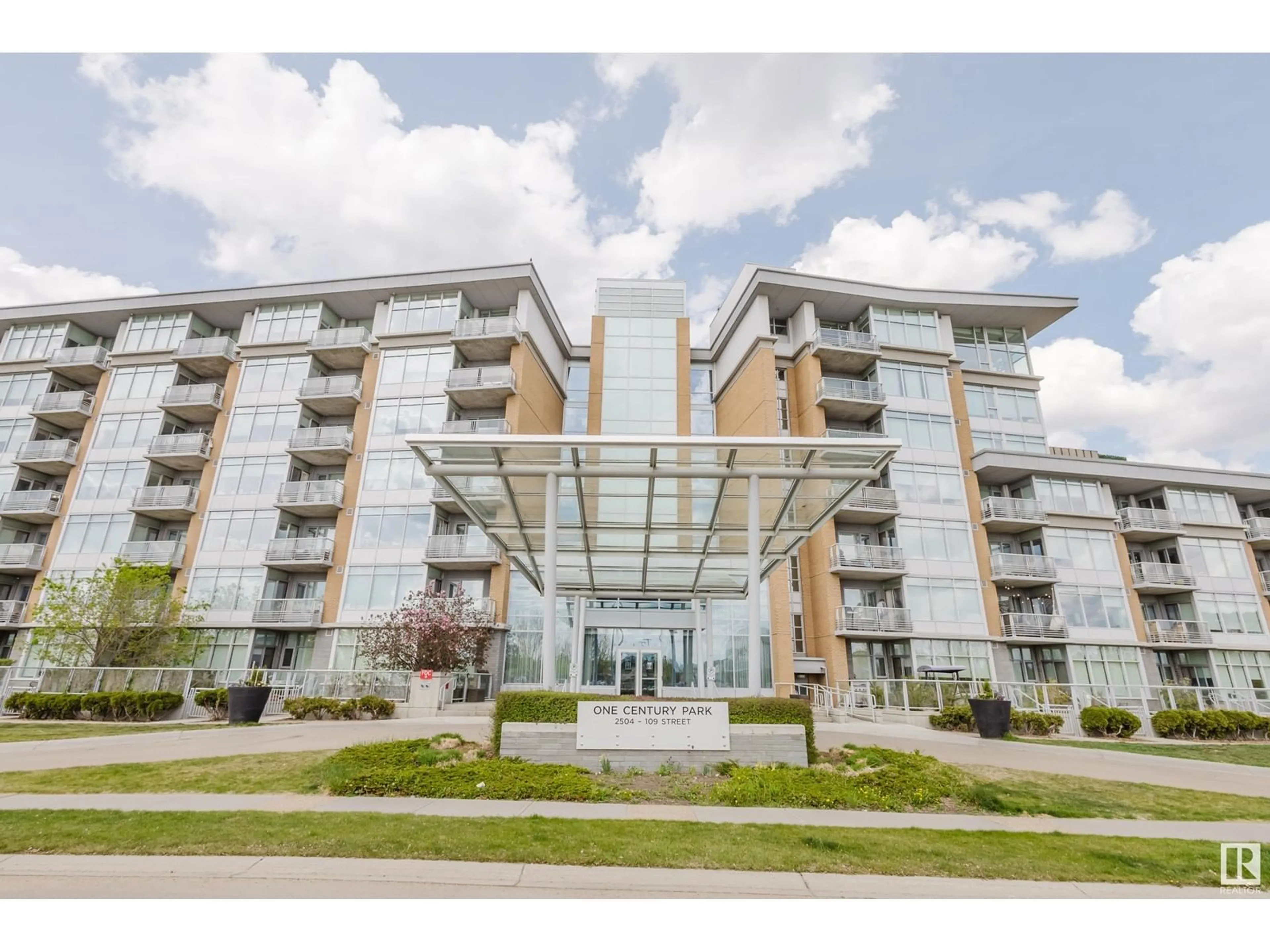 Indoor foyer for 403 - 2504 109 ST, Edmonton Alberta T6J2H3