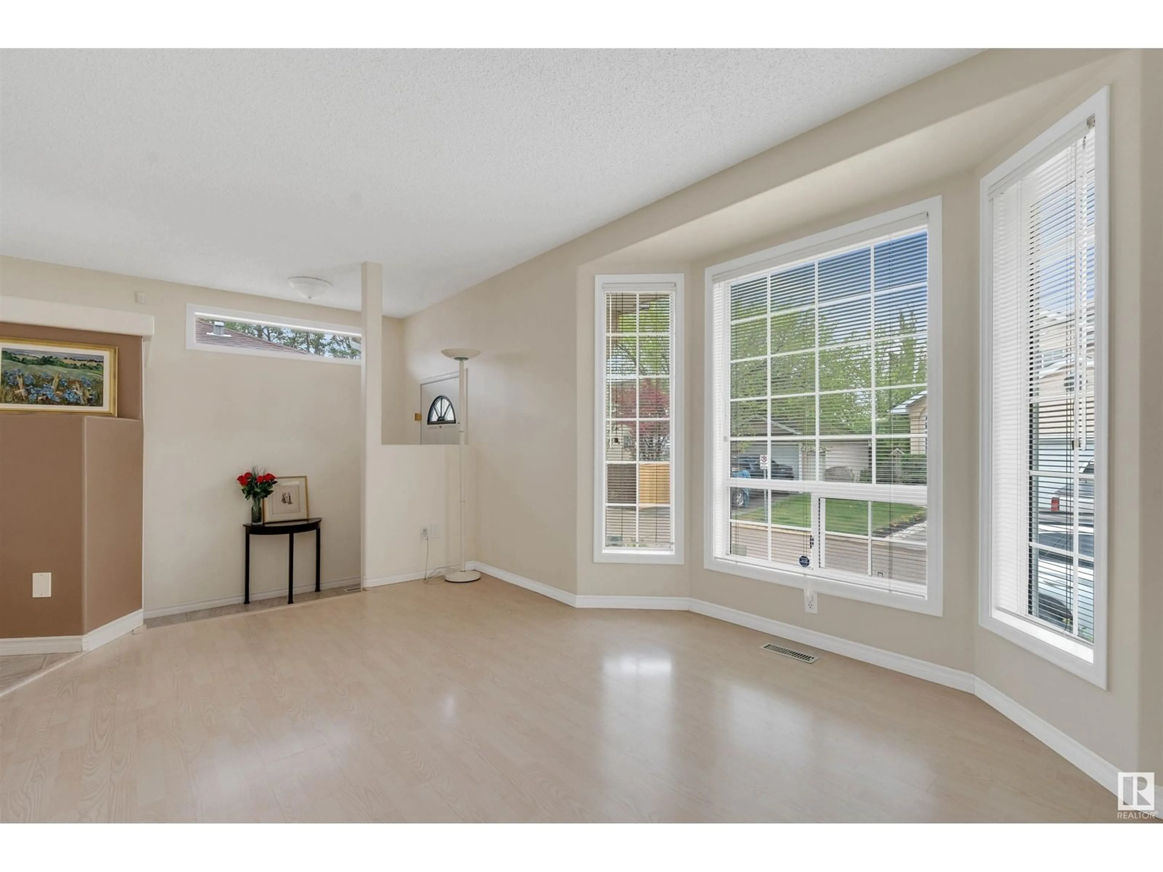 Unknown for 510 RIVER POINT PL, Edmonton Alberta T5A4Z2
