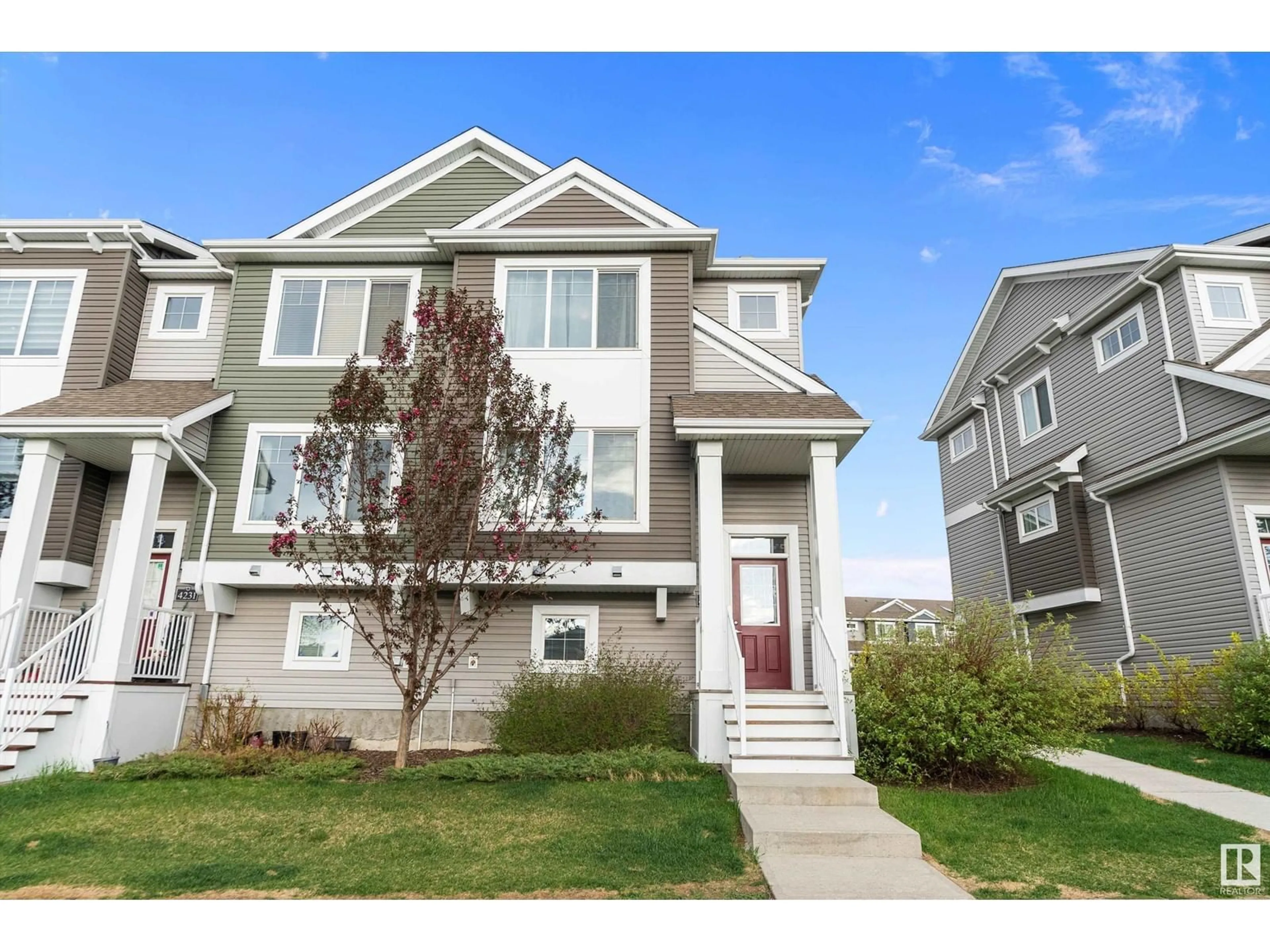 Home with vinyl exterior material, unknown for NW - 4229 30 ST, Edmonton Alberta T6X1V1