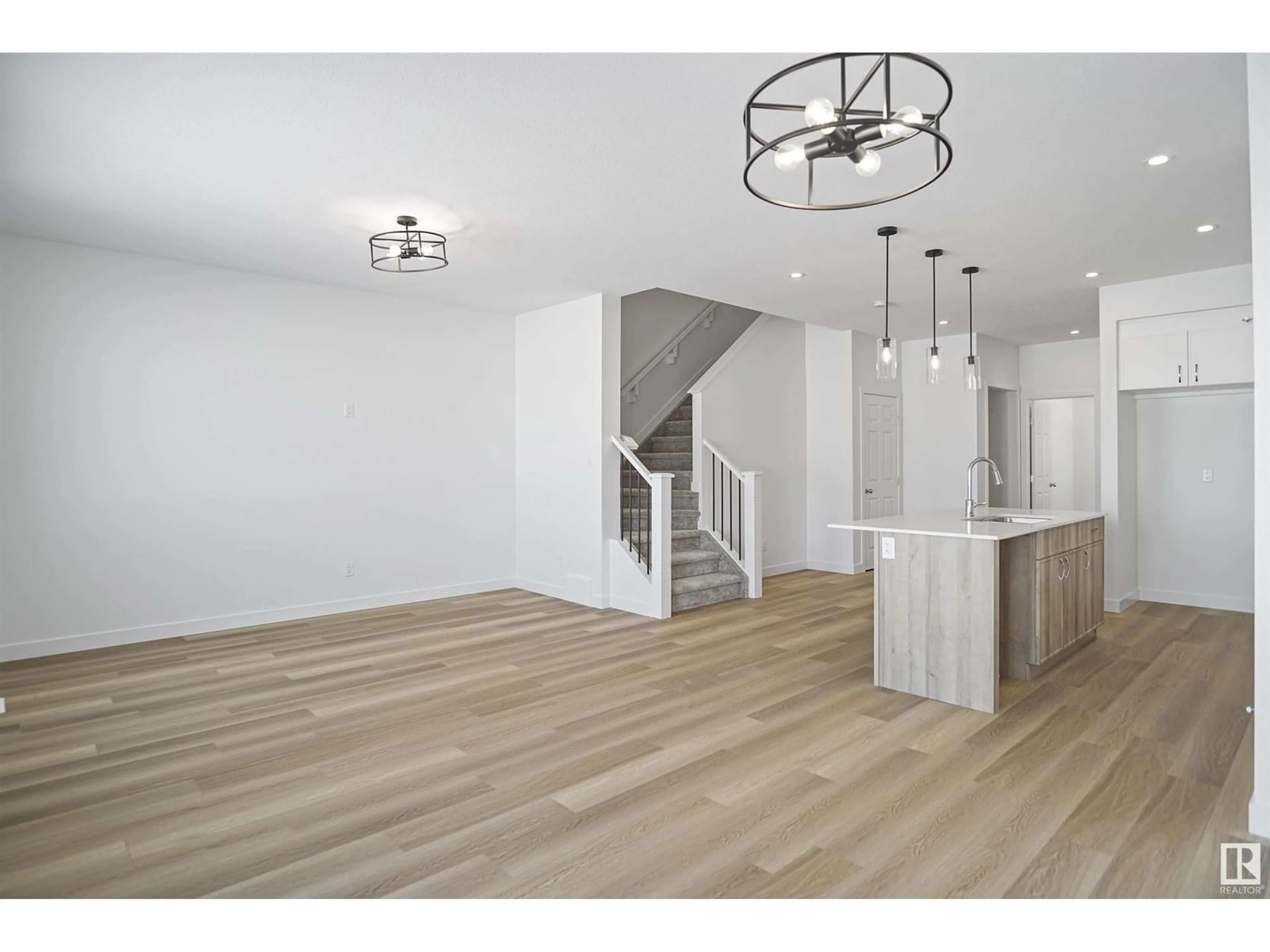 Unknown for NE - 17333 6A ST, Edmonton Alberta T5Y4E9