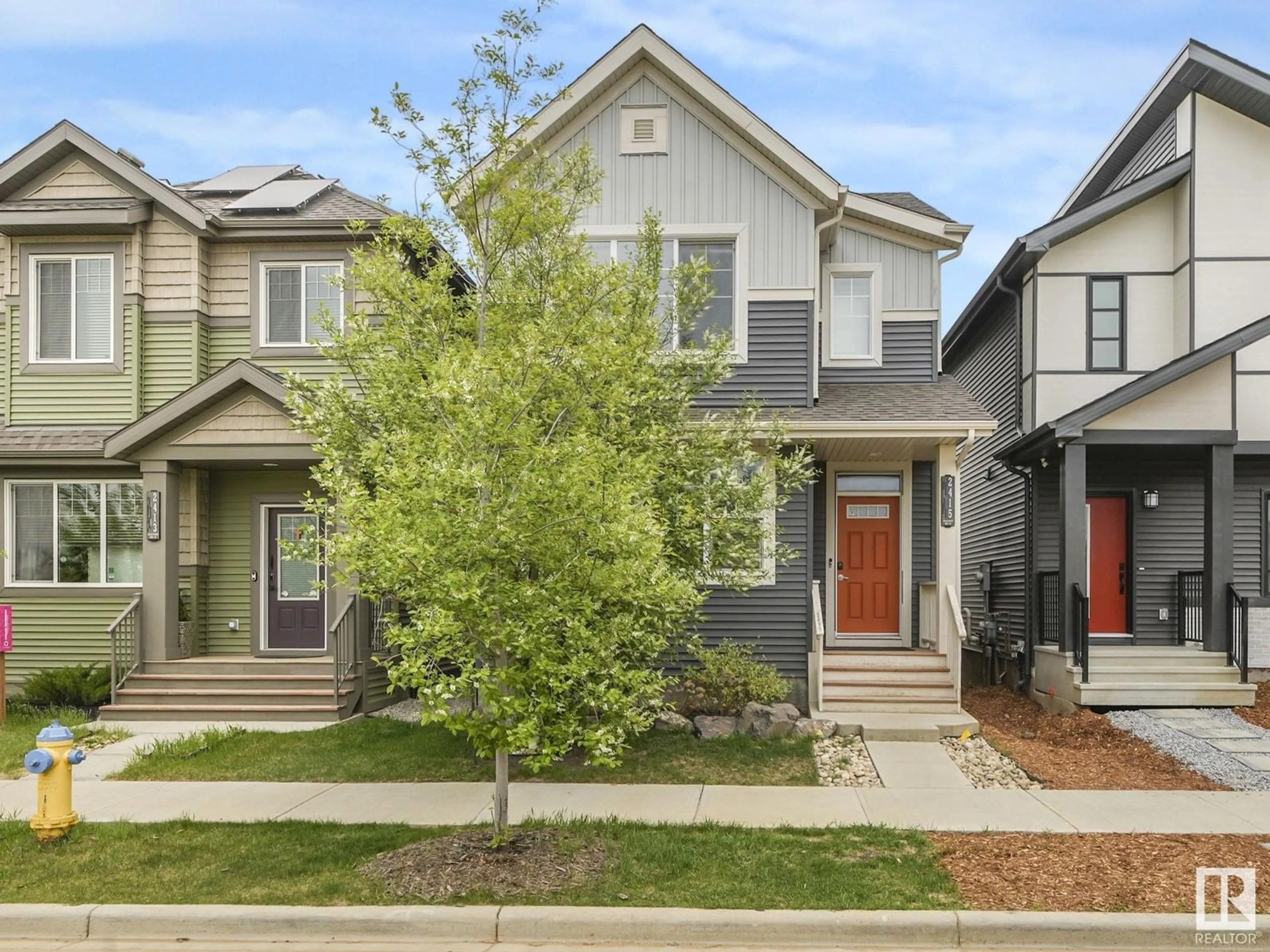Home with vinyl exterior material, street for LI SW - 2415 CHOKECHERRY LINK, Edmonton Alberta T6X2M8