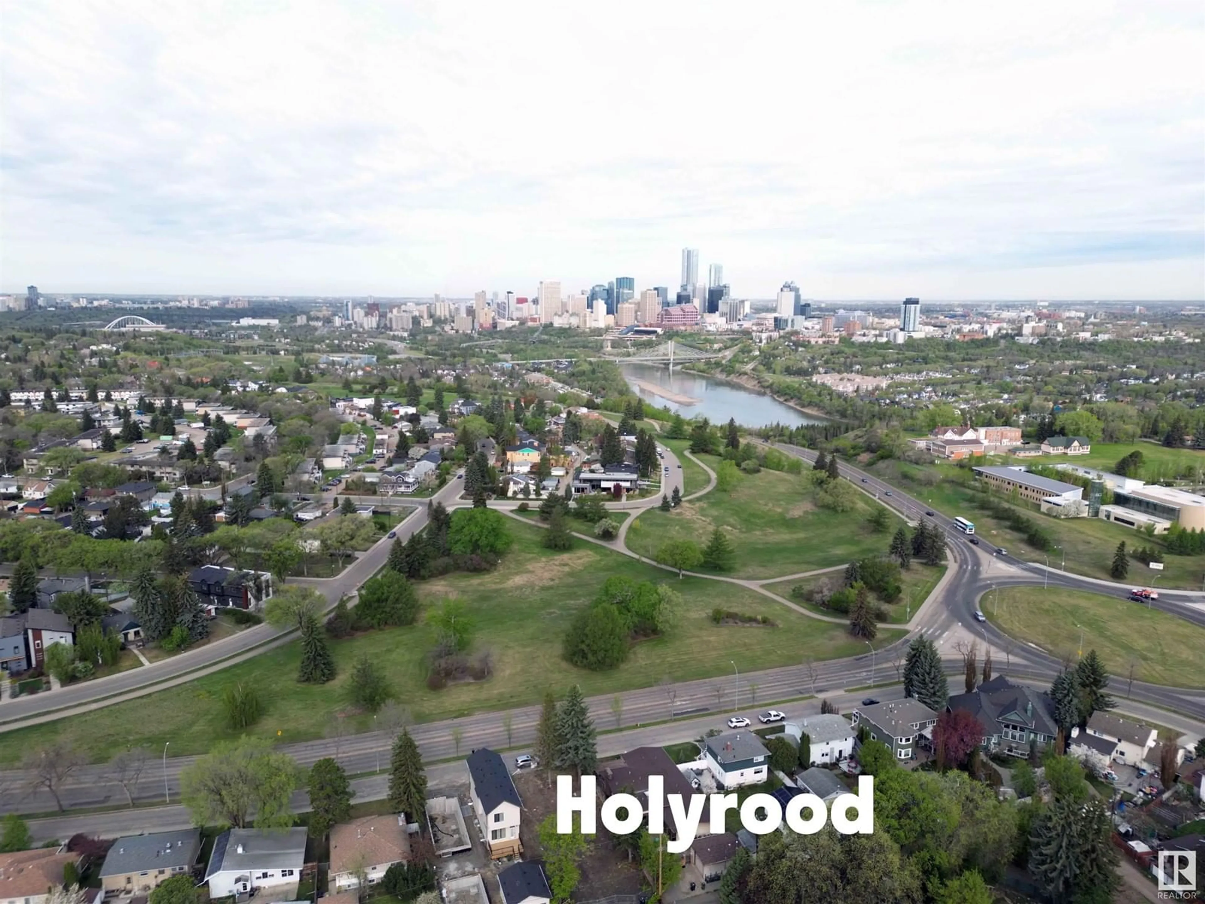 A pic from outside/outdoor area/front of a property/back of a property/a pic from drone, city buildings view from balcony for 9633 85 ST, Edmonton Alberta T6C3E3