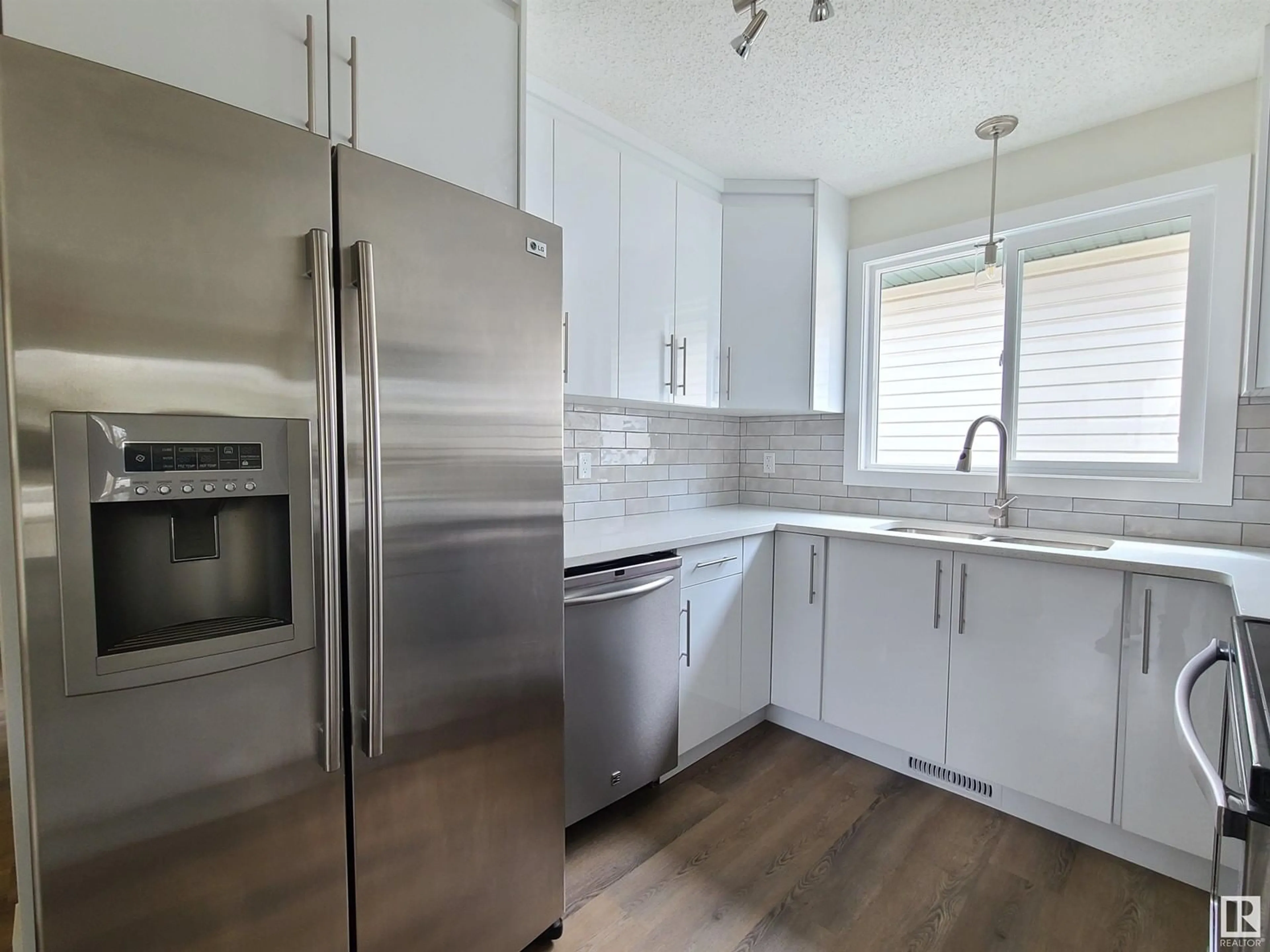 Unknown for NW - 12011 95A ST, Edmonton Alberta T5G1R6