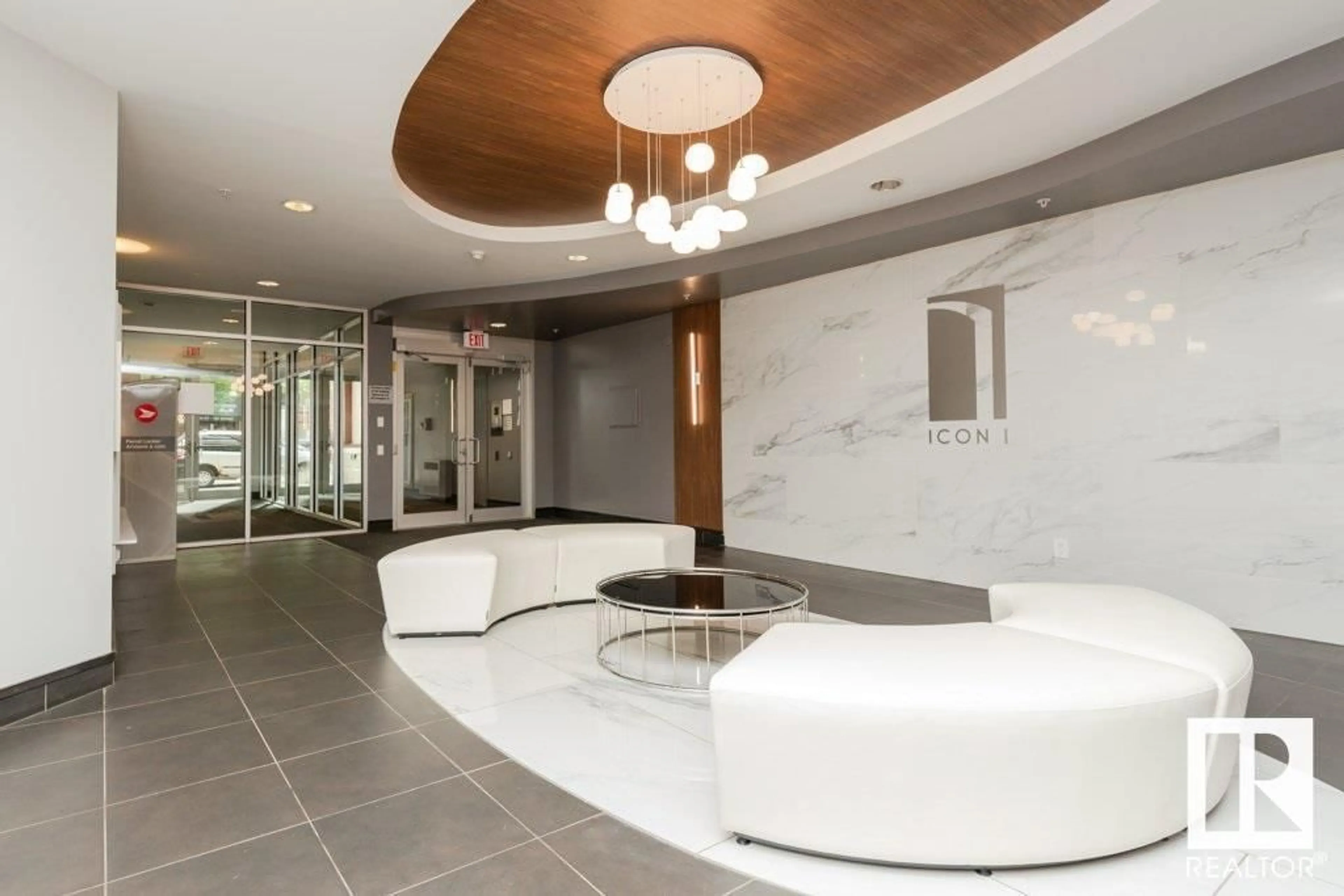 Lobby for 10136 - 2401 104 ST NW, Edmonton Alberta T5J0B5