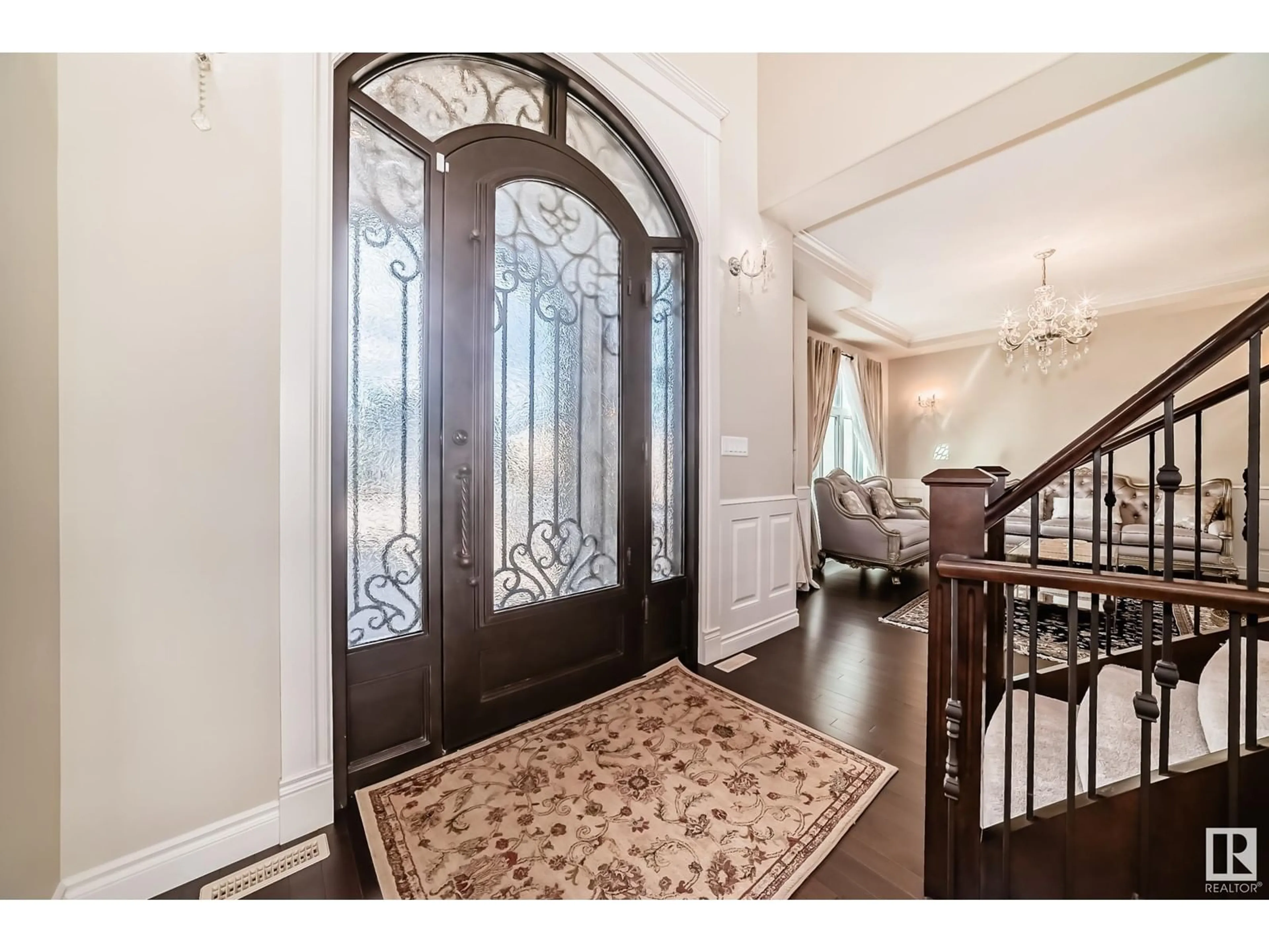 Indoor entryway for SW - 631 HOWATT DR, Edmonton Alberta T6W2T6