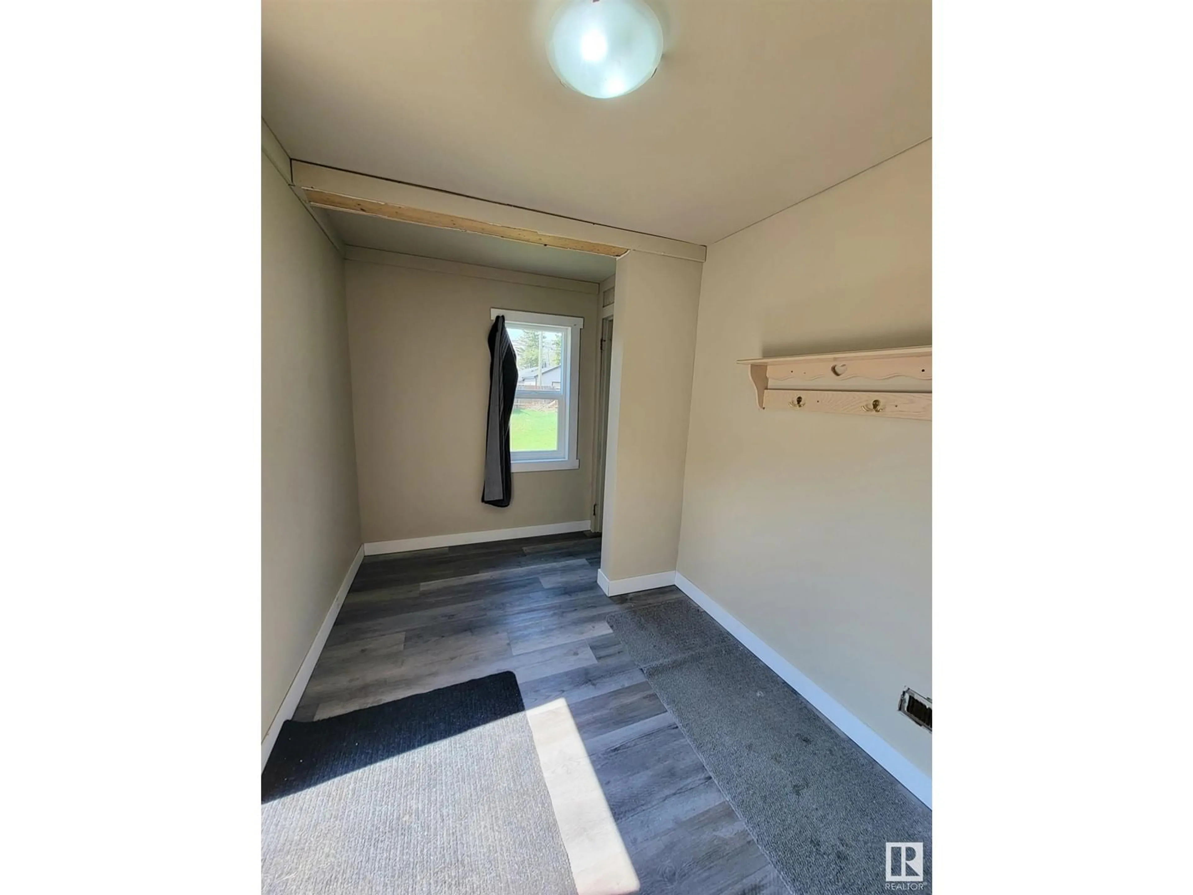 A pic of a room for 4712 48 ST, Cold Lake Alberta T9M1Y4