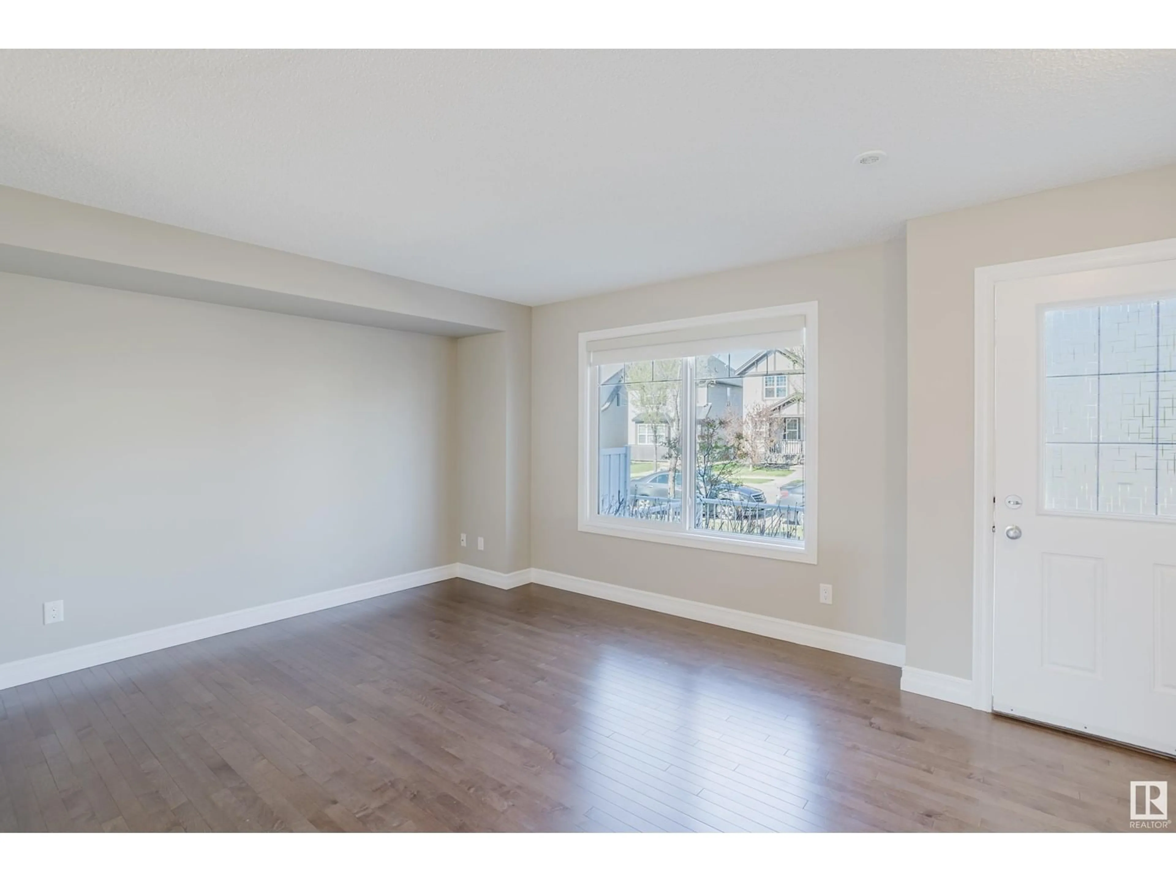 A pic of a room for 5311 3 AV SW, Edmonton Alberta T6X0W7