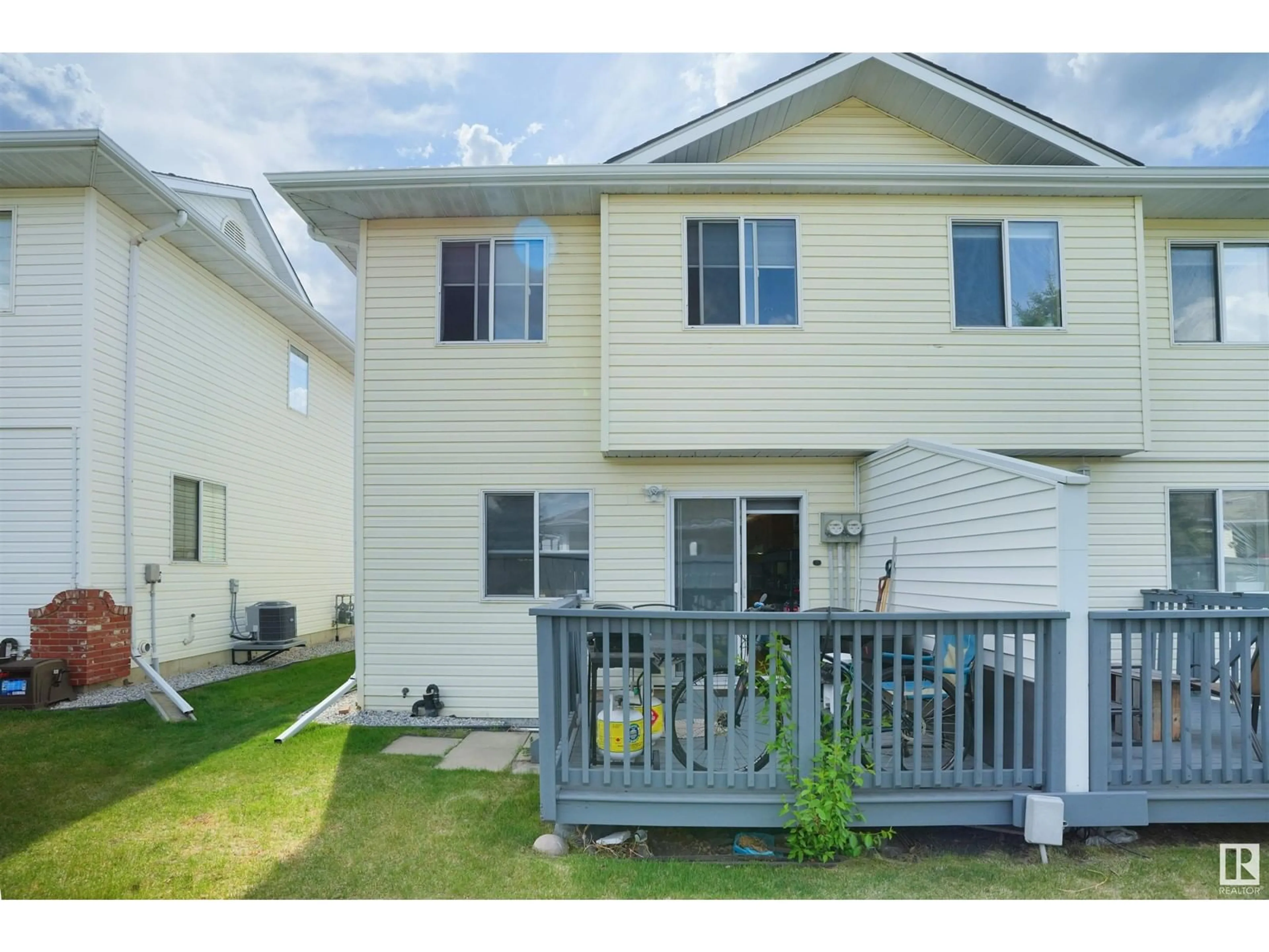 Home with vinyl exterior material, unknown for #5 - 1033 YOUVILLE DR, Edmonton Alberta T6L6V9