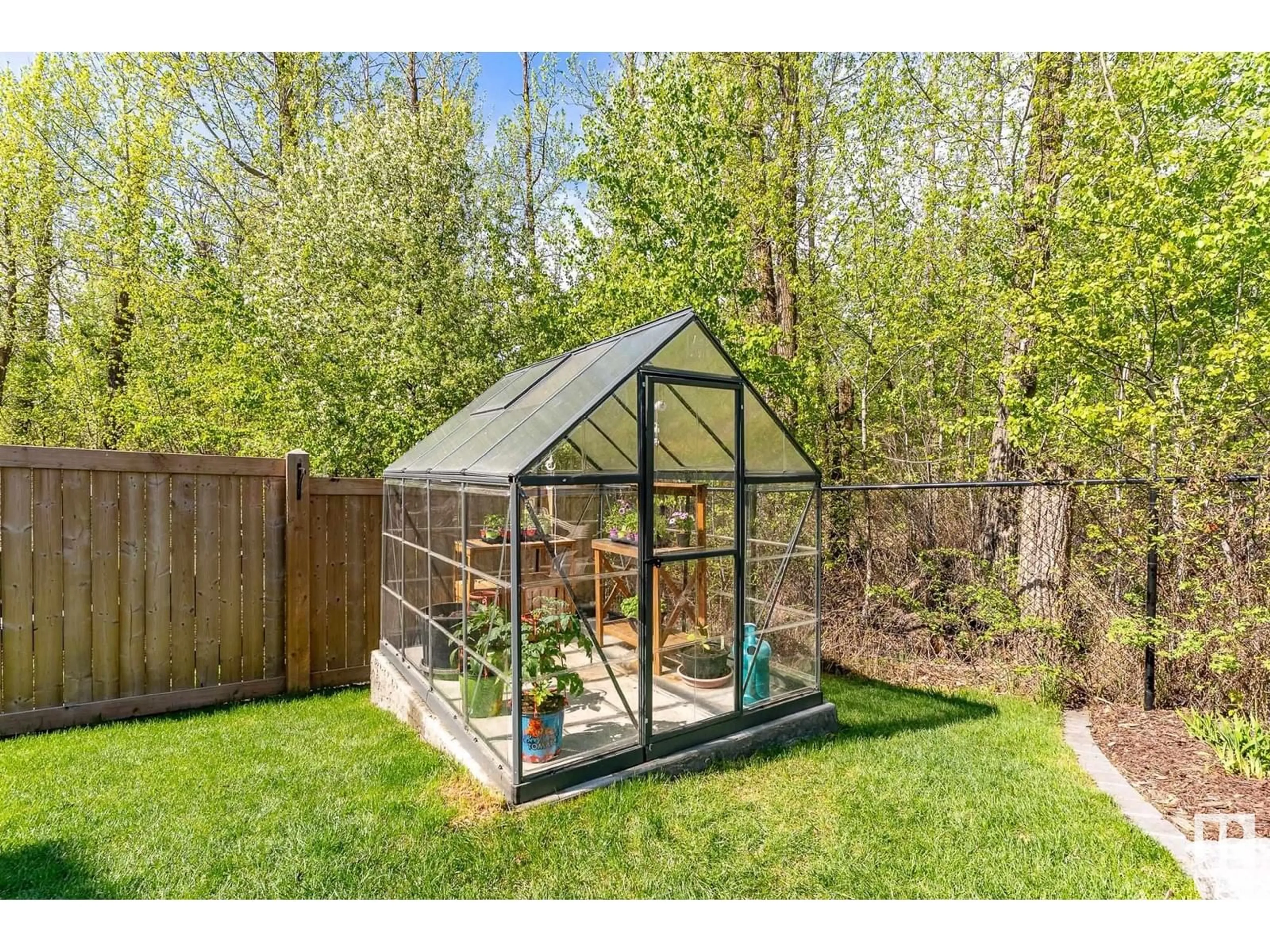 Shed for 1356 ENRIGHT LANDING LD, Edmonton Alberta T6M0Y9