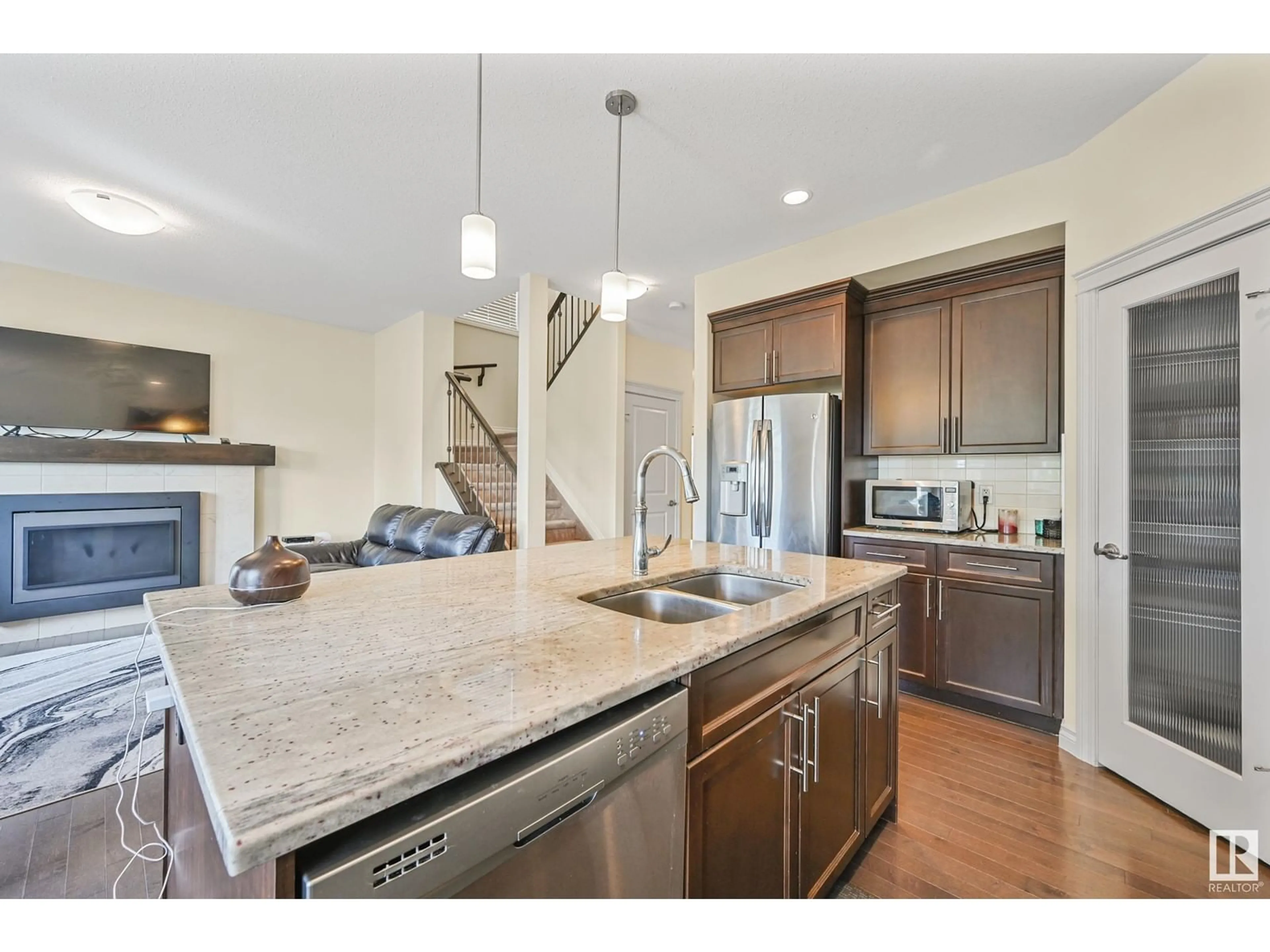 Open concept kitchen, unknown for 13805 138 AV, Edmonton Alberta T6V0M1