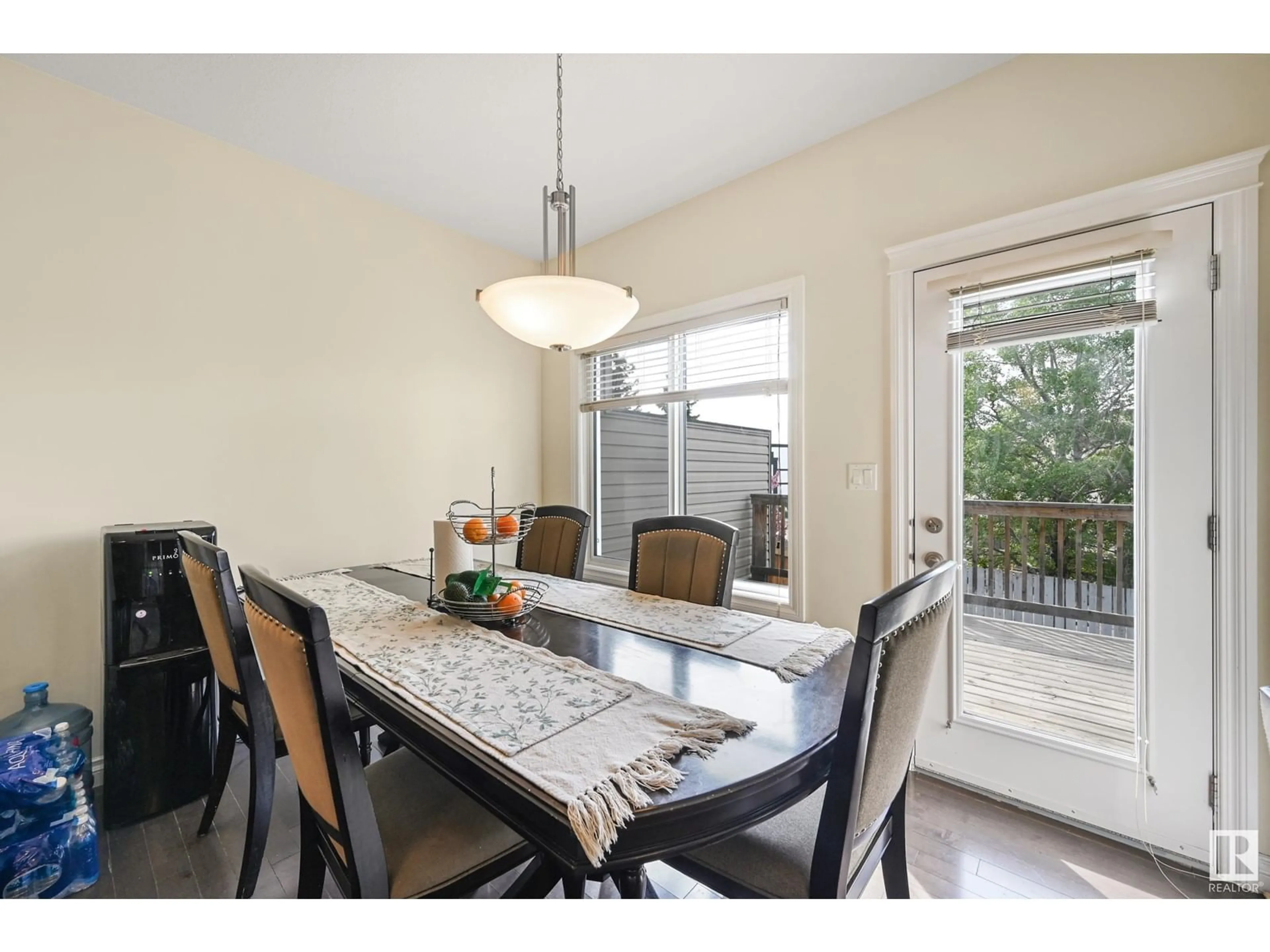 Dining room, unknown for 13805 138 AV, Edmonton Alberta T6V0M1