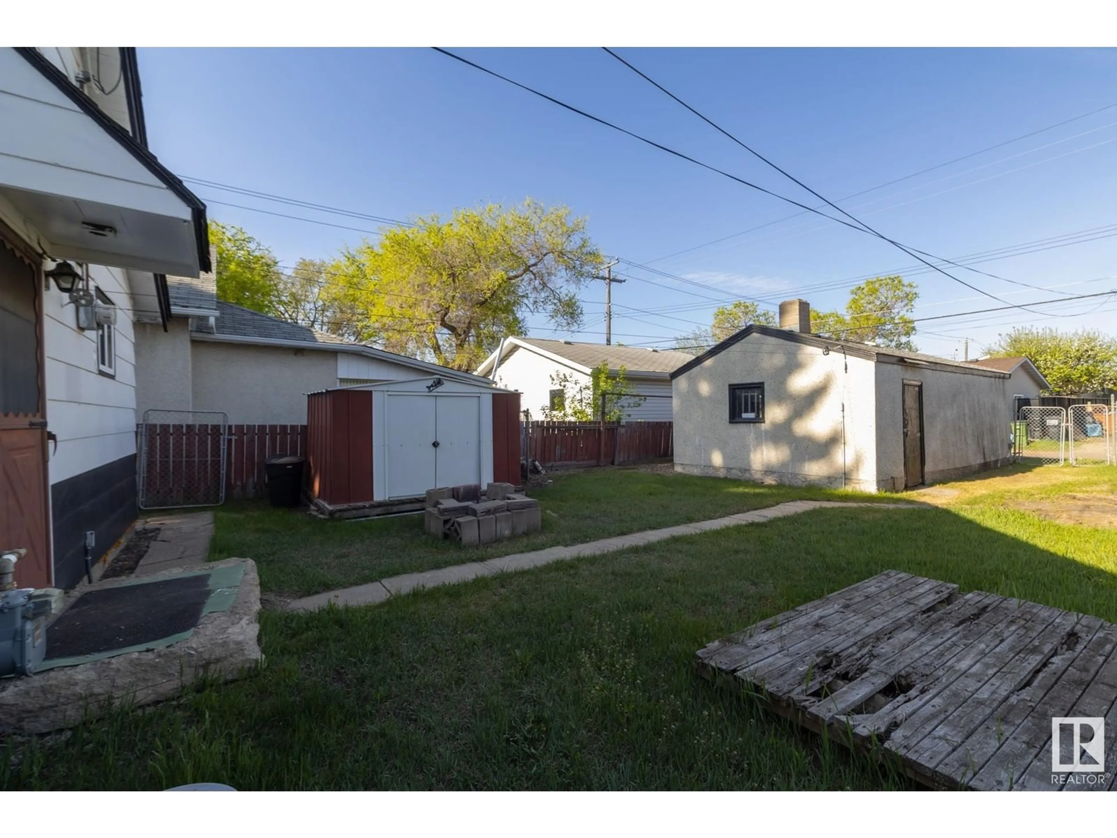 Unknown for 12906 128 ST, Edmonton Alberta T5L1E5