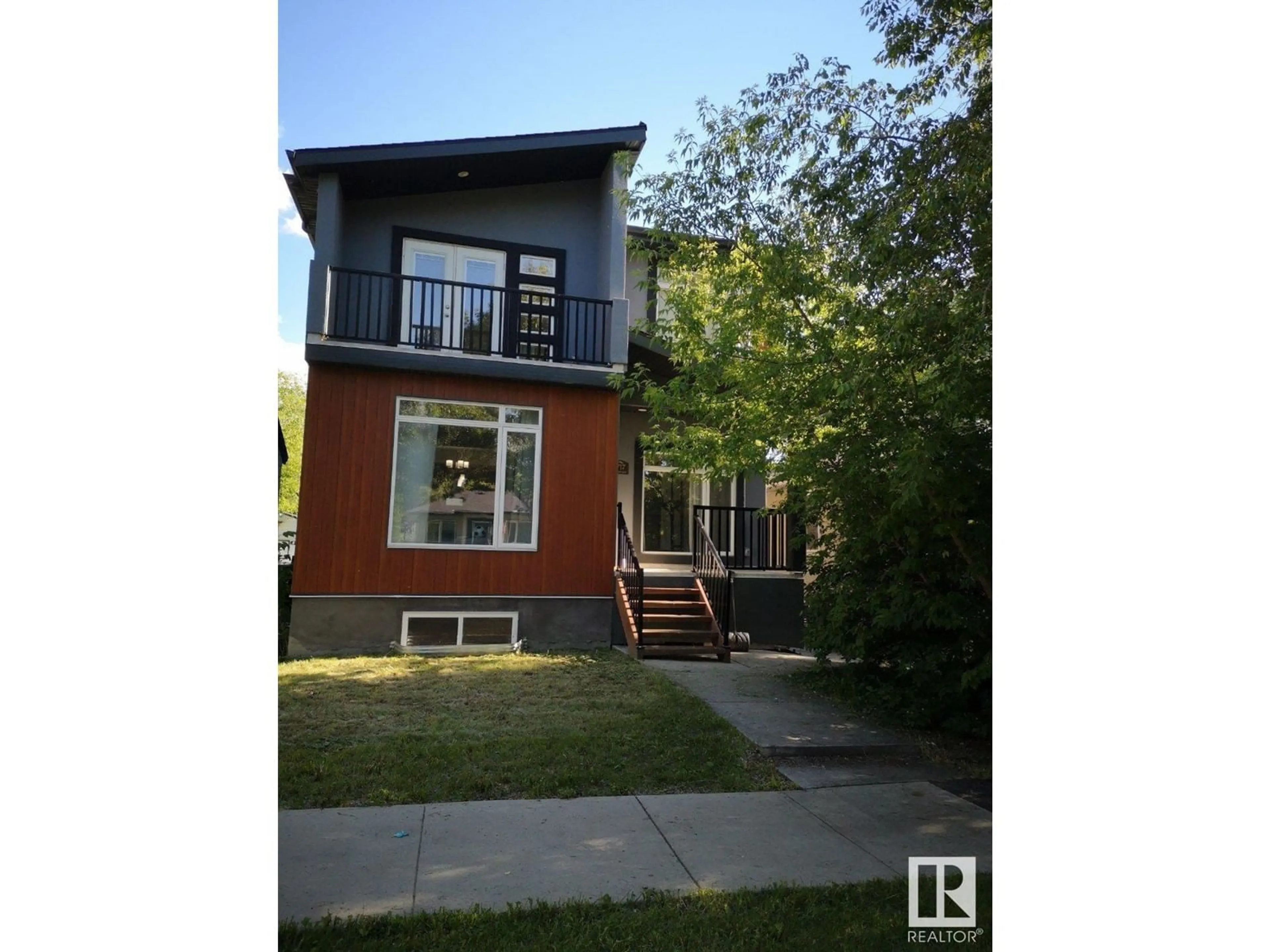 Unknown for 10717 76 AV, Edmonton Alberta T6E1L8