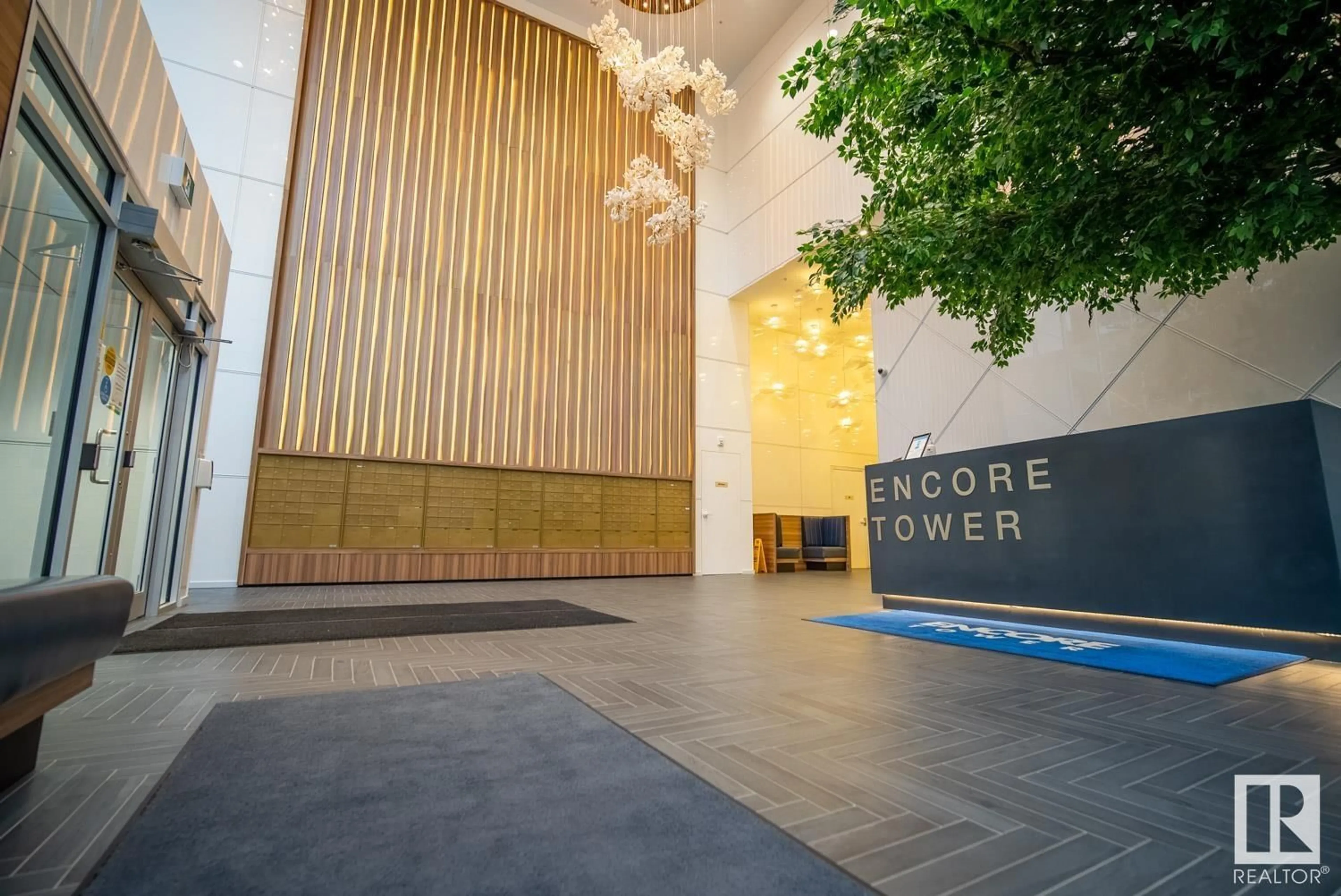 Indoor foyer for 1602 10180 103 ST NW, Edmonton Alberta T5J0L1