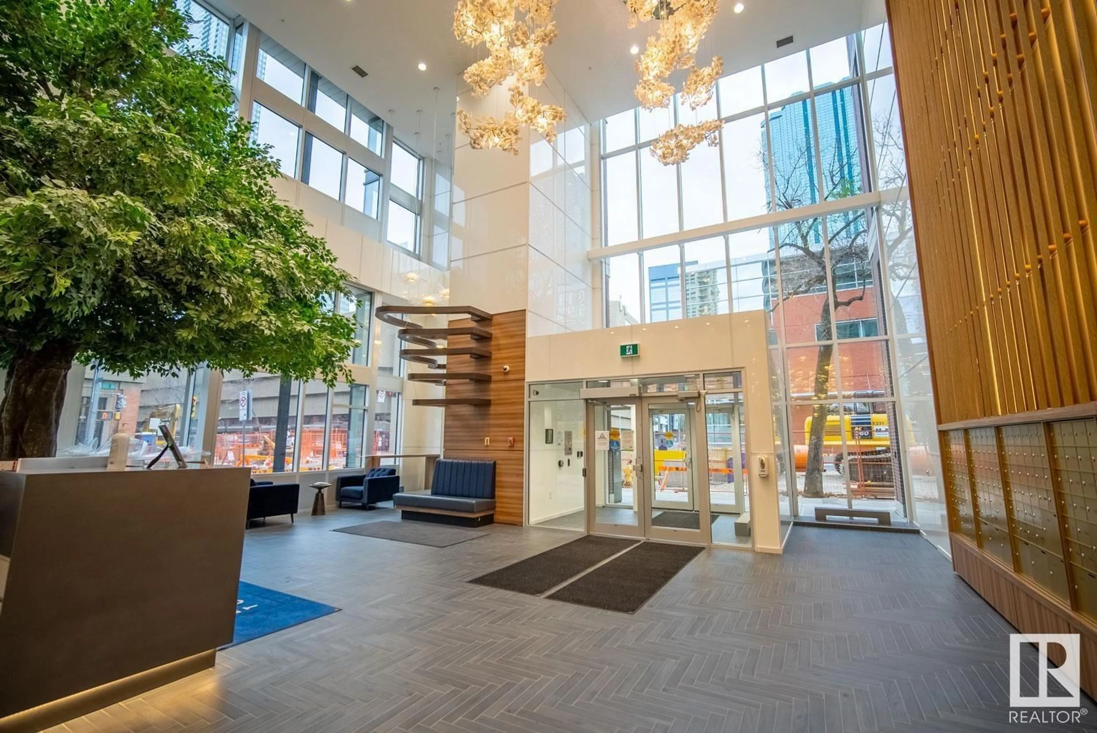 Lobby for 1602 10180 103 ST NW, Edmonton Alberta T5J0L1