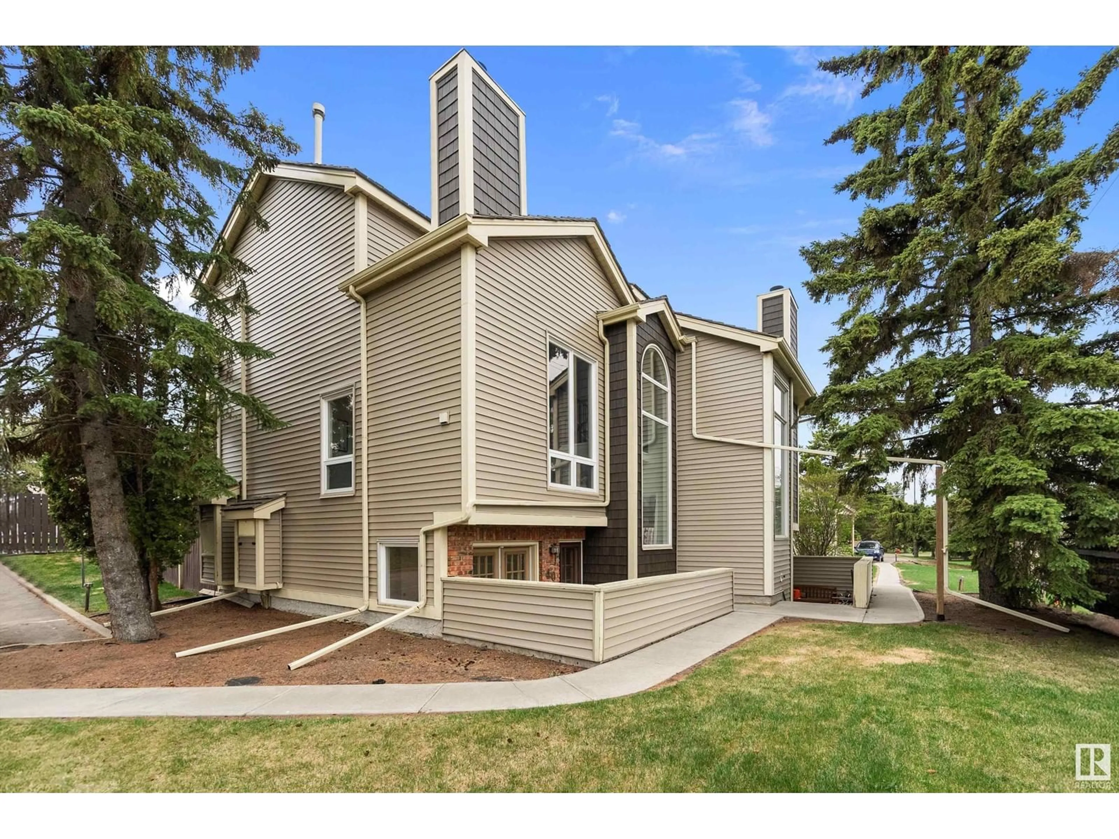 Home with vinyl exterior material, unknown for 40 - 1440 SHERWOOD DR, Sherwood Park Alberta T8A4W3