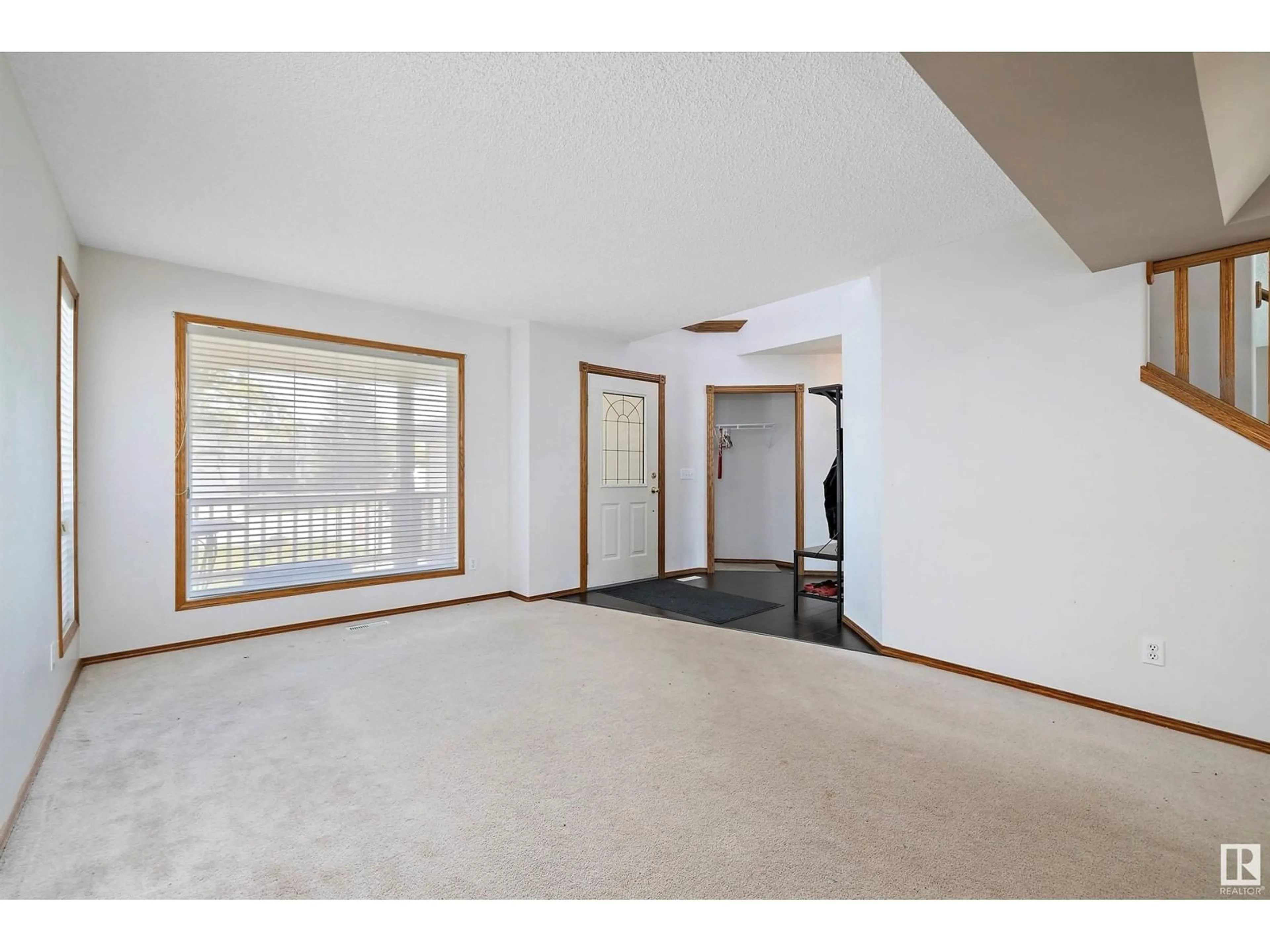 A pic of a room for 371 LILAC LN, Sherwood Park Alberta T8H1V9
