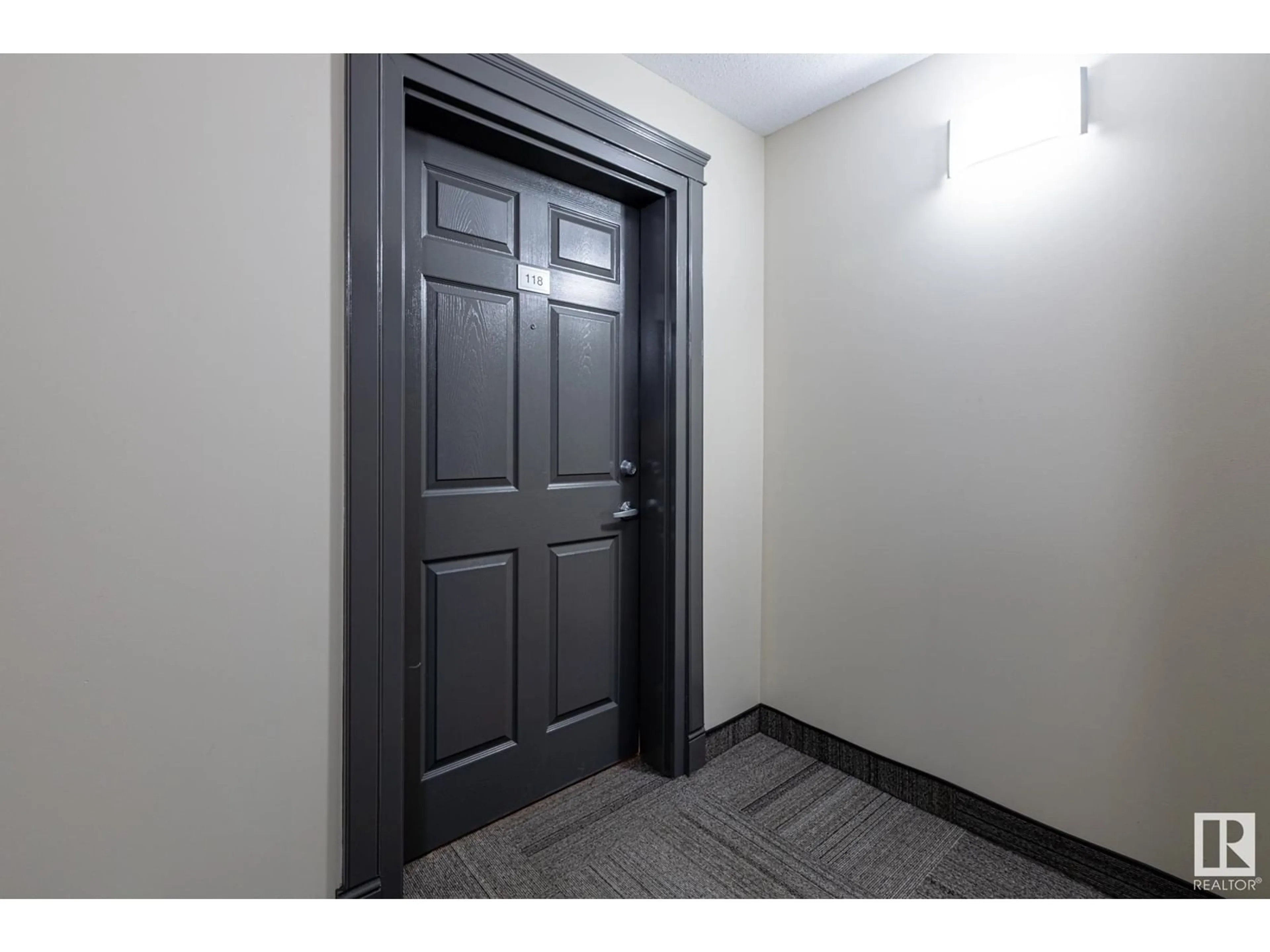 Indoor foyer for 616 - 118 MCALLISTER LO, Edmonton Alberta T6W1N1