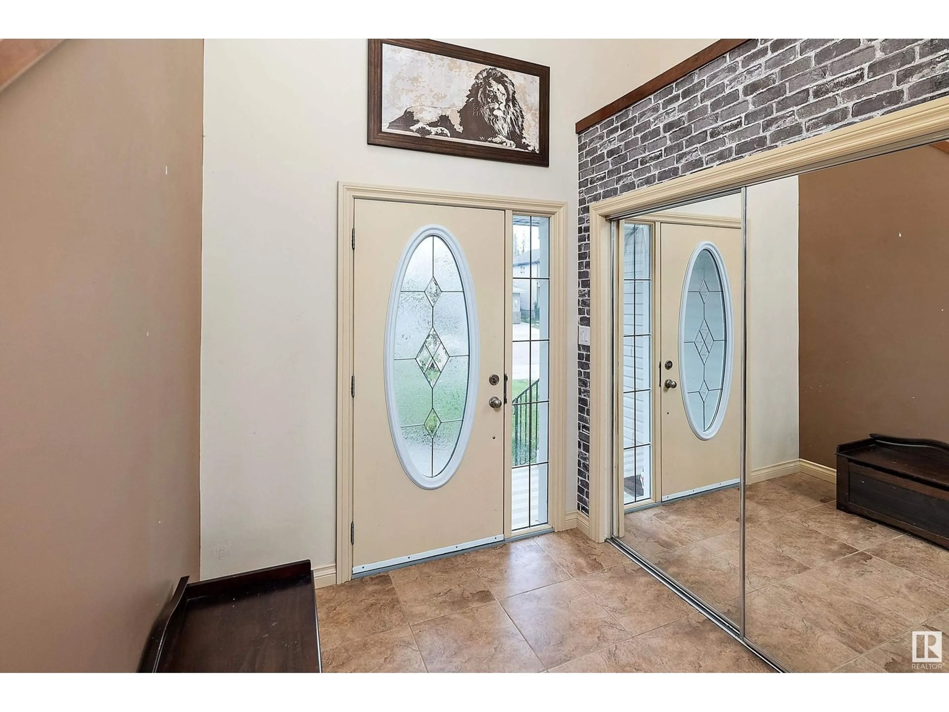 Indoor entryway for 23 BIRCHMONT CR, Leduc Alberta T9E8S3