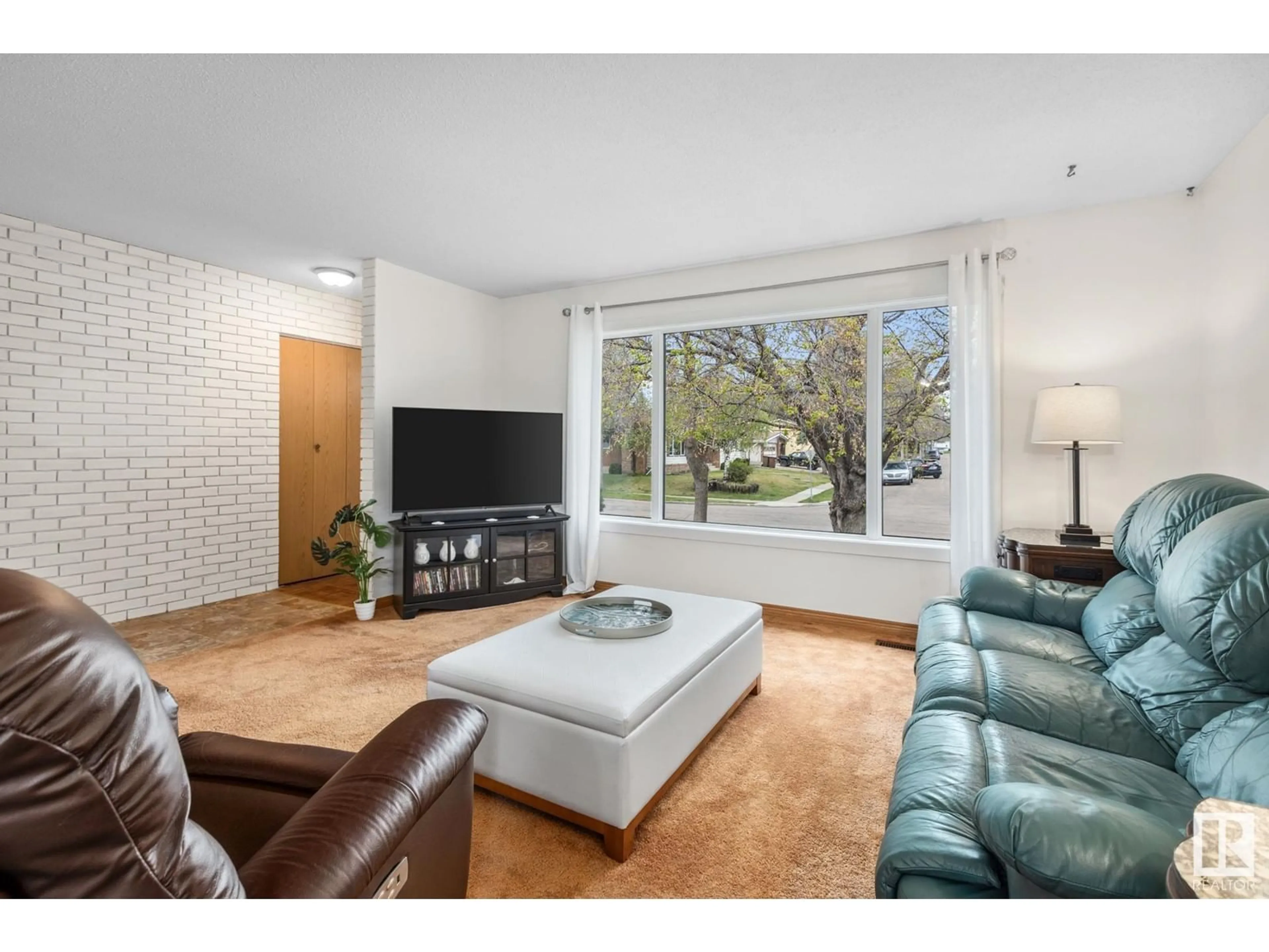 Living room with furniture, unknown for 53 LAMBERT CR, St. Albert Alberta T8N1M3